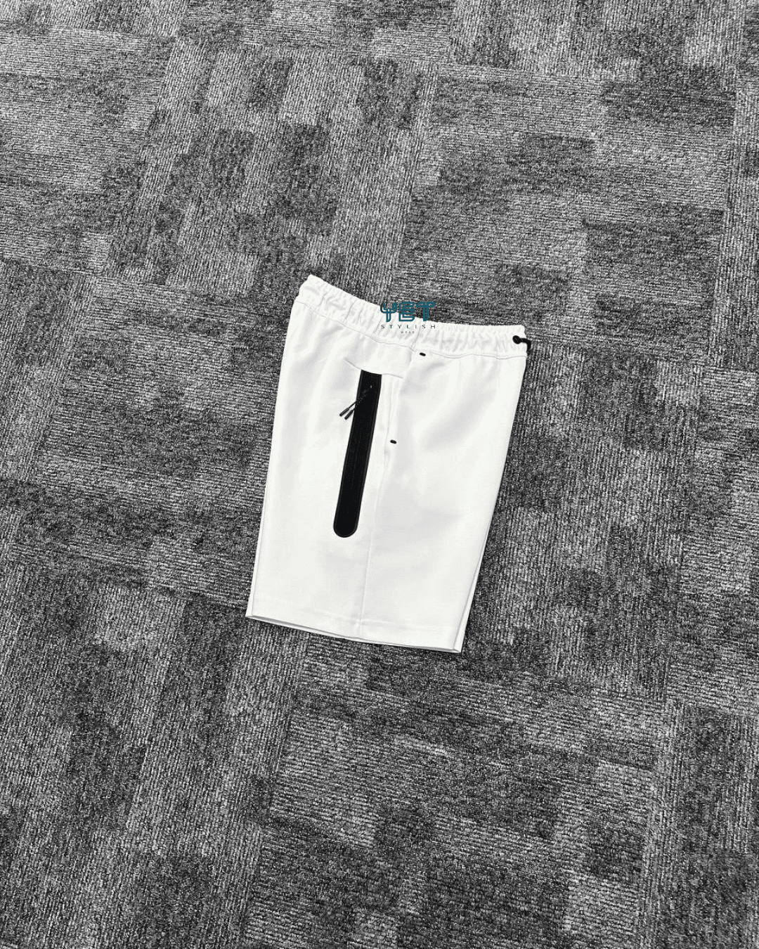 Tech Fleece Şort - Ekru Beyaz