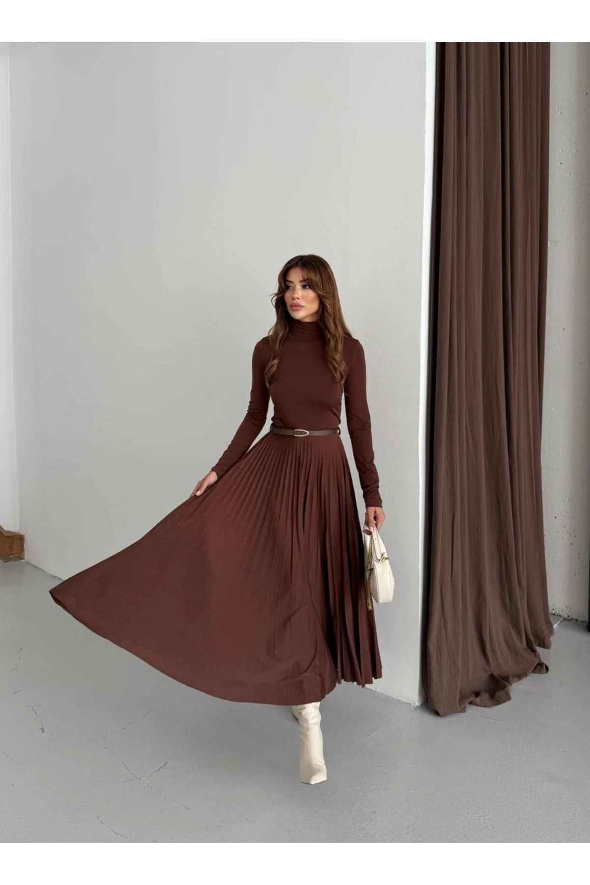 Sandy Pilise Detay Kemerli Elbise