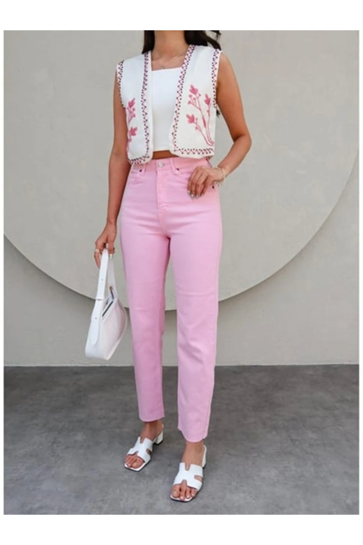 Paçası Kesik Boyfitjean Pembe