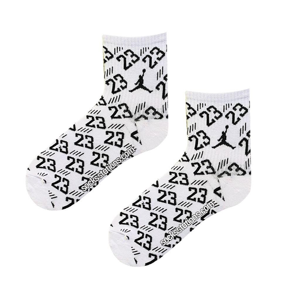 Şekilli Renkli Desenli Air Jordan Beyaz Kısa Spor Çorap