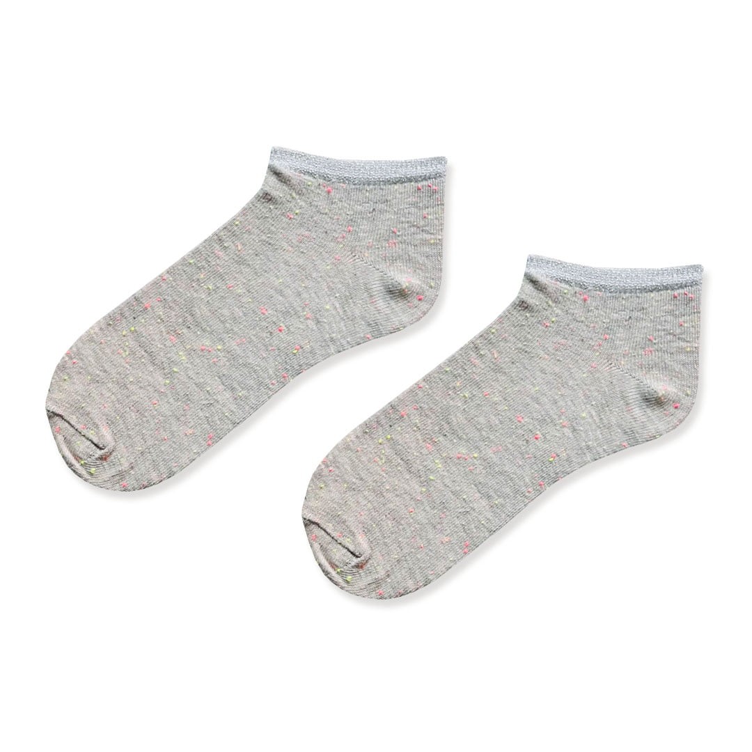 Kırçıllı Krem Renkli Patik Çorap