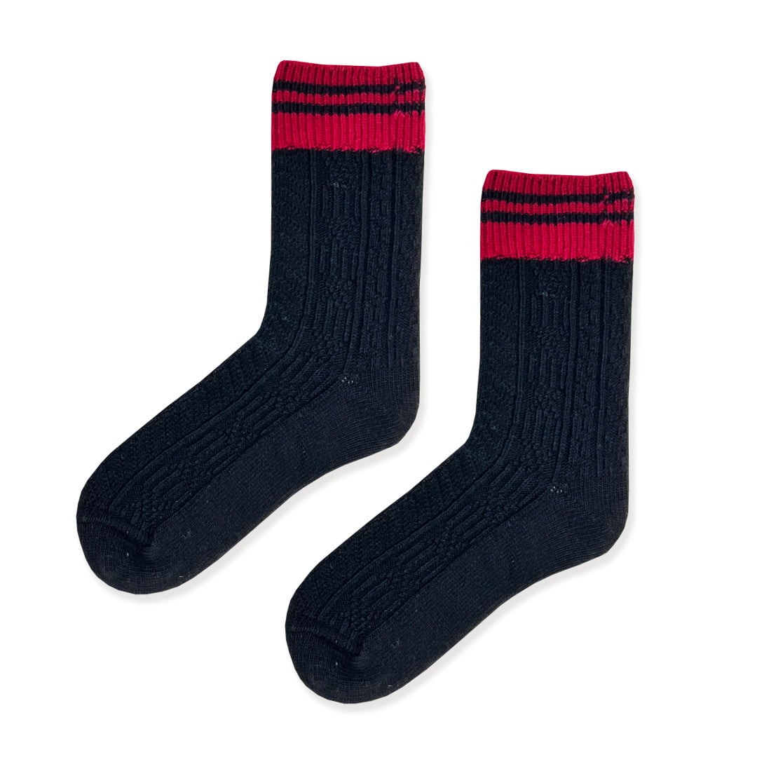 Kırmızı Çizgili Siyah Renkli Yün Çorap Kışlık Çorap Desenli