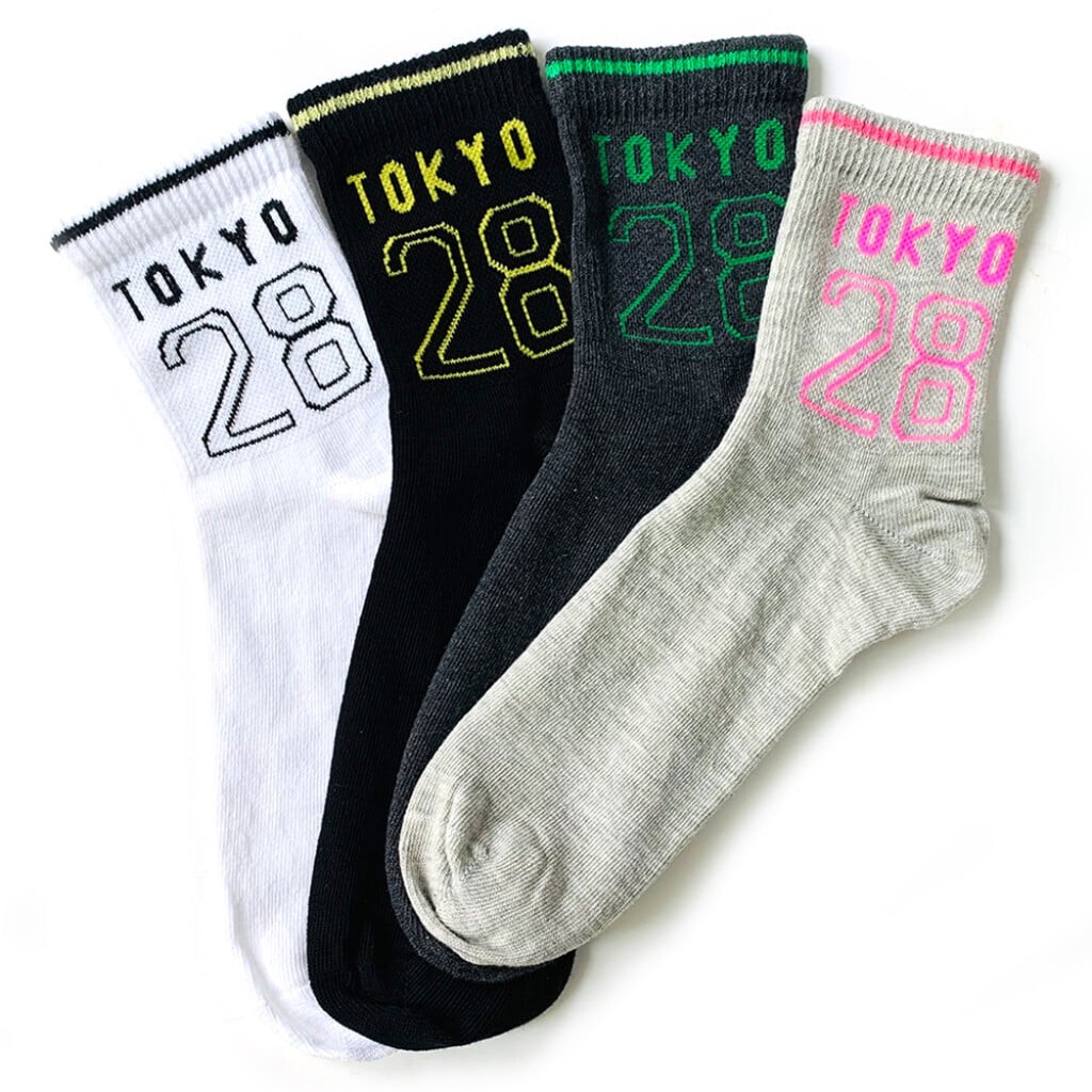 Tokyo Yazılı Desenli Beyaz Renkli Pamuklu Spor Kısa Çorap Kutusu 4'lü