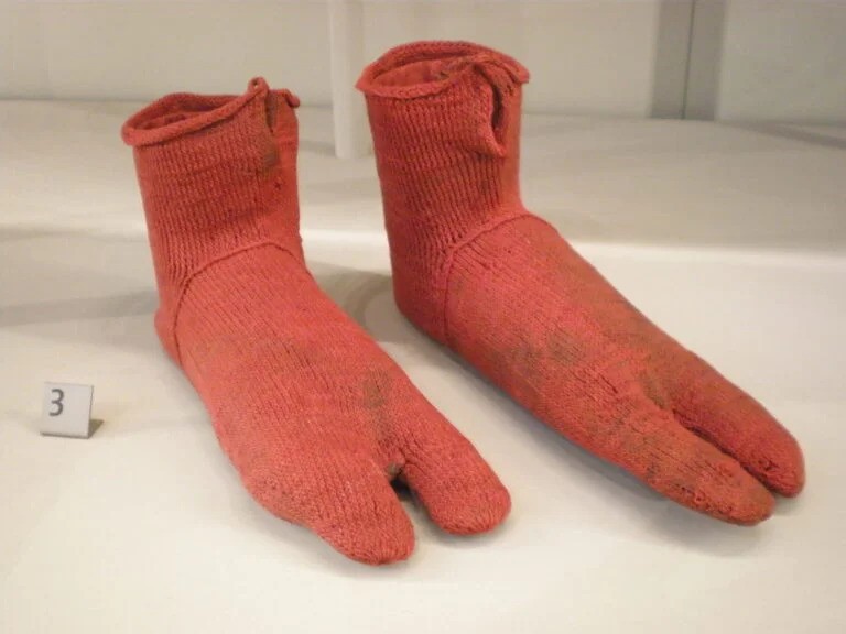 Çorabın Tarihçesi: Geçmişten Bugüne Çorap Tarihi