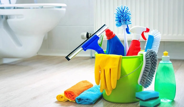 Tuvalet Temizliği Nasıl ve Hangi Araçlarla Yapılır?
