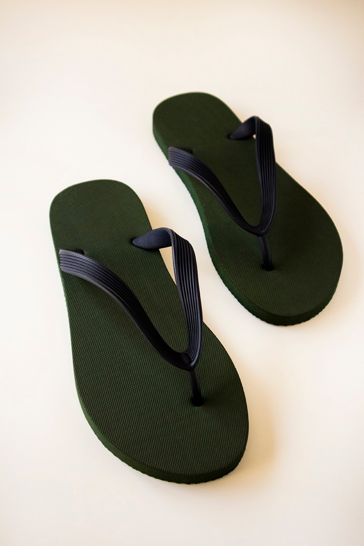 Erkek Rahat Parmak Arası Basic Plaj Terliği Flipflops - haki̇ yeşi̇l