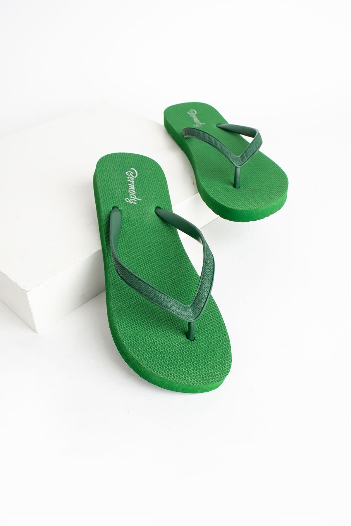 Kadın Basic Rahat Parmak Arası Acıtmaz Plaj Terliği Flip Flops - yeşi̇l