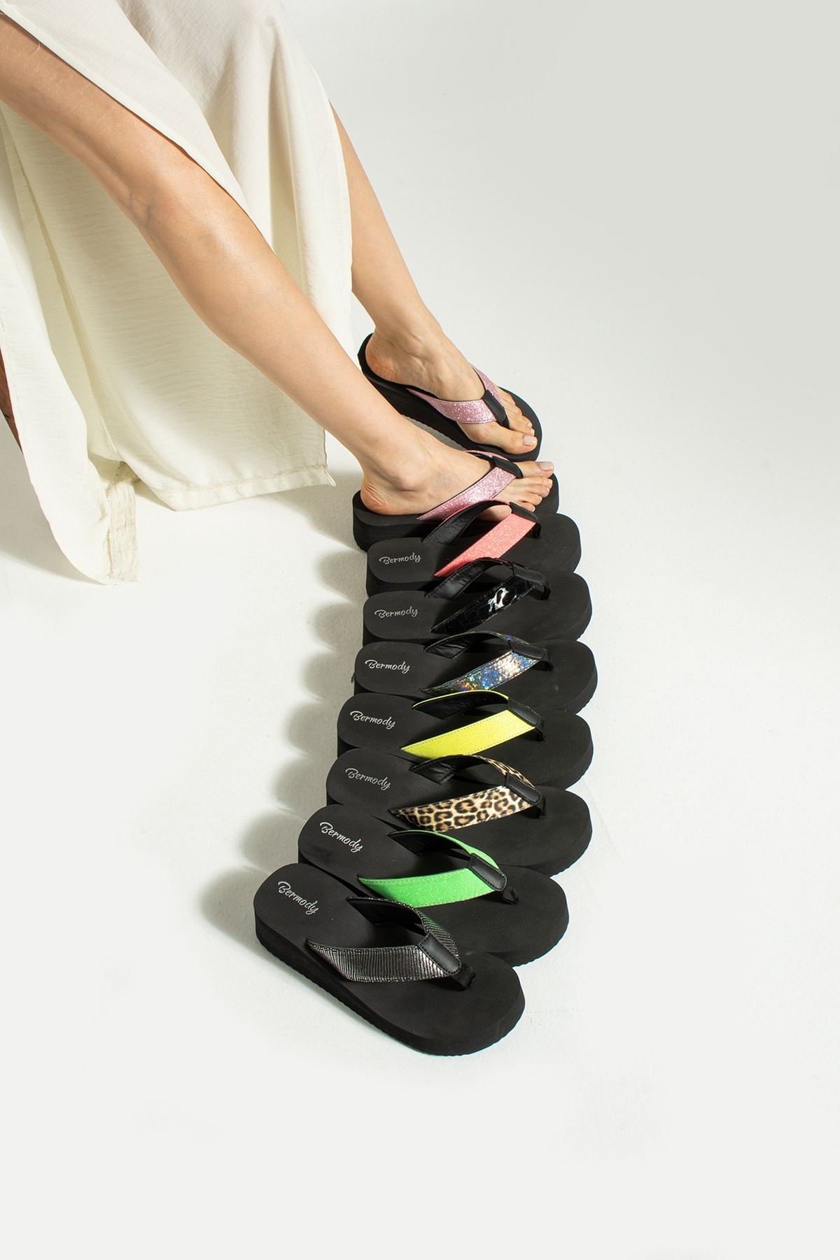 Robin Platform Kadın Şık Parmak Arası Plaj Terlik Flip Flops - si̇yah yeşi̇l