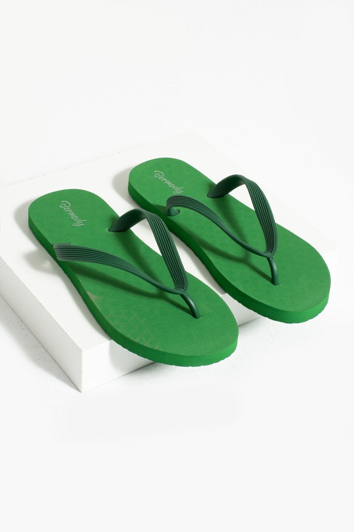 Erkek Rahat Parmak Arası Basic Plaj Terliği Flipflops - yeşil