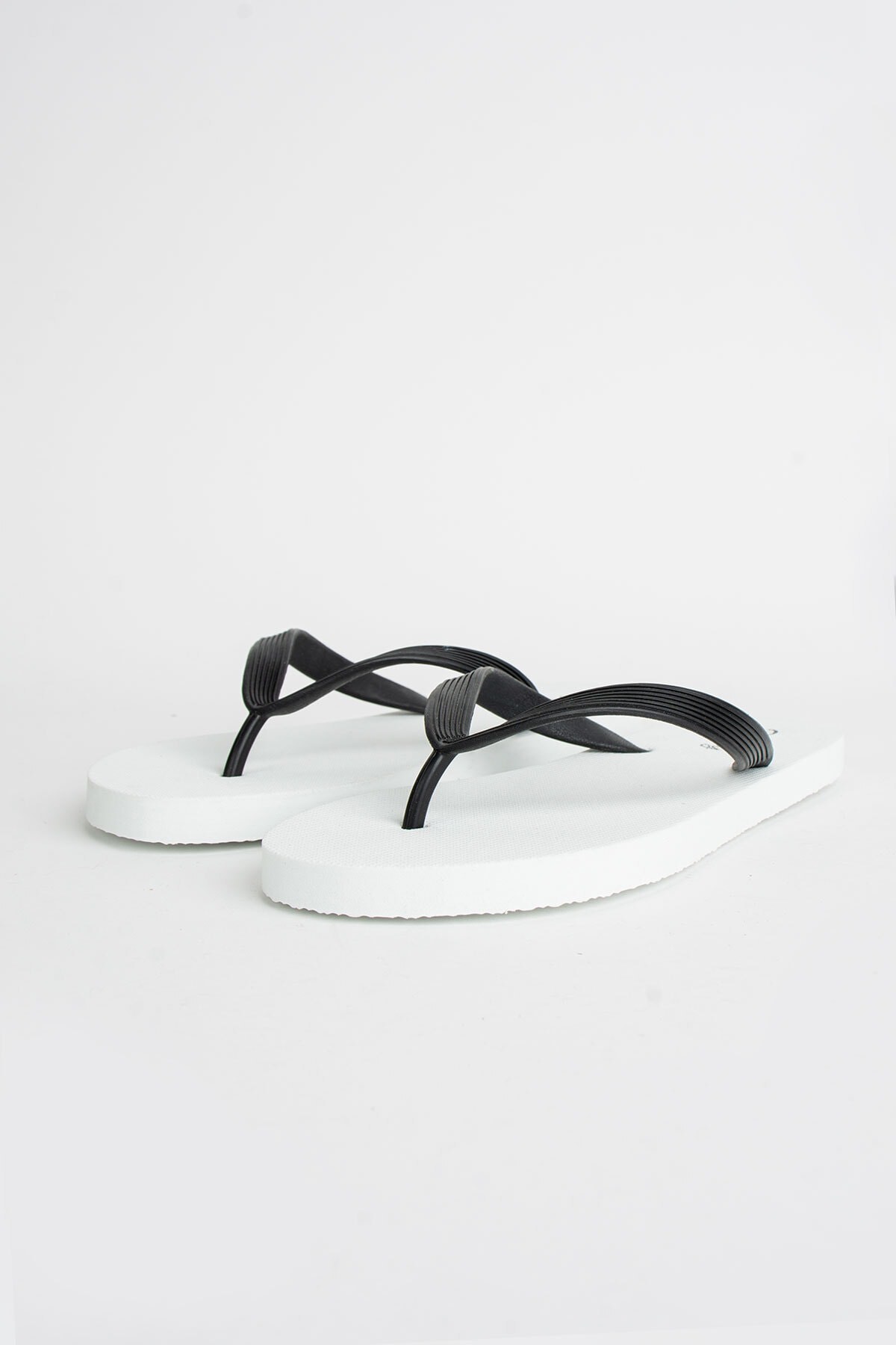 Erkek Rahat Parmak Arası Basic Plaj Terliği Flipflops - beyaz