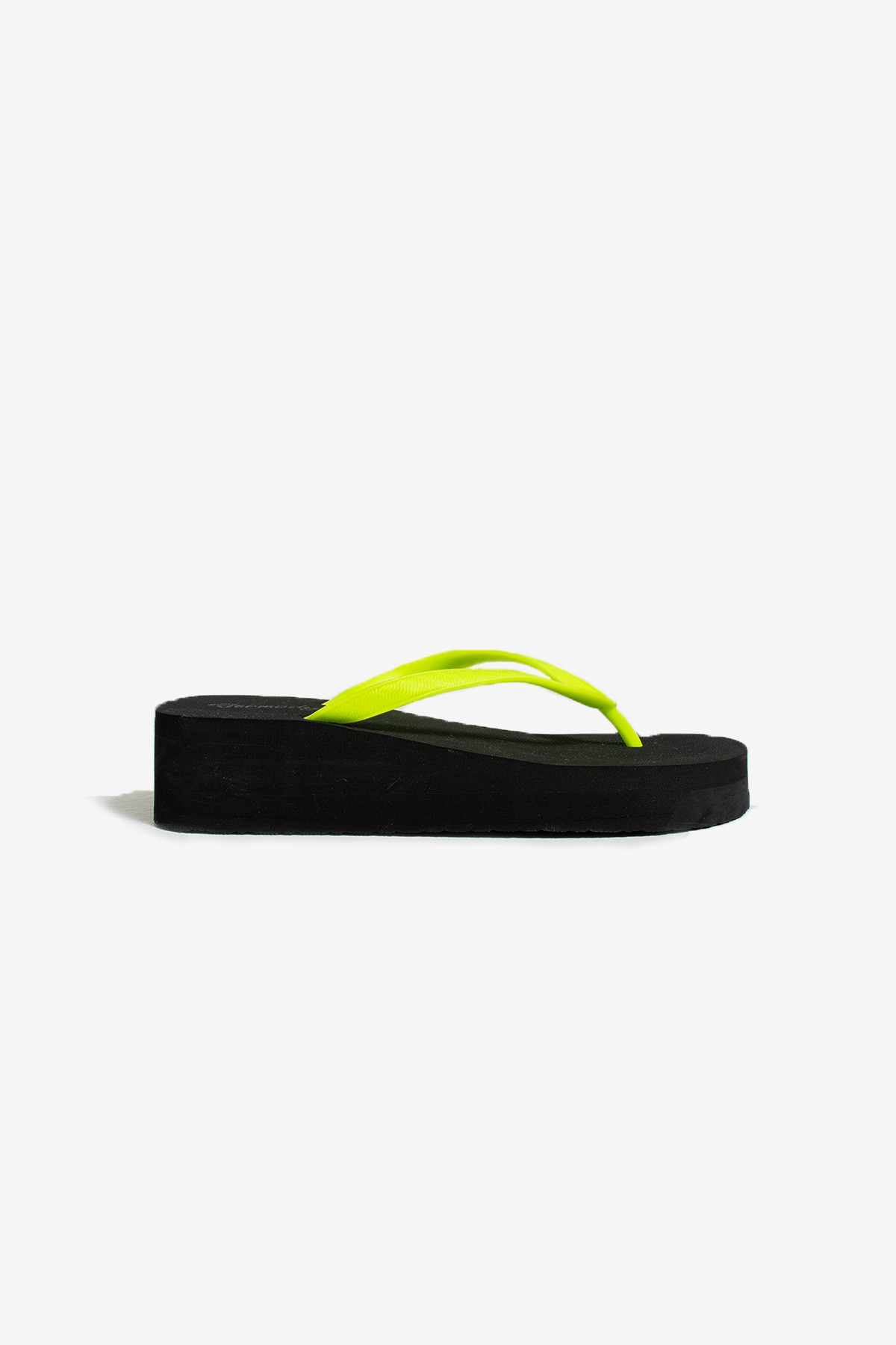 Pamela Platform Parmak Arası Pvc Acıtmaz Plaj Terliği Flip Flops