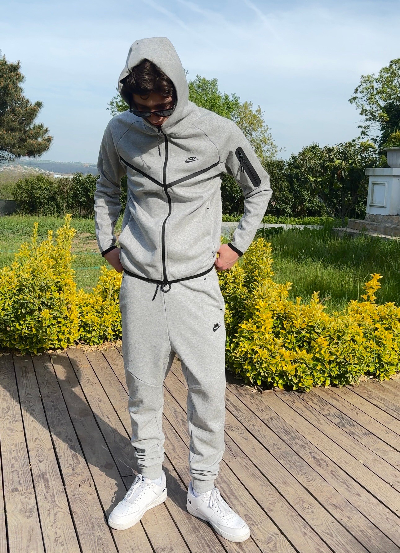 Yeni Sezon Gri Nike Tech Fleece 