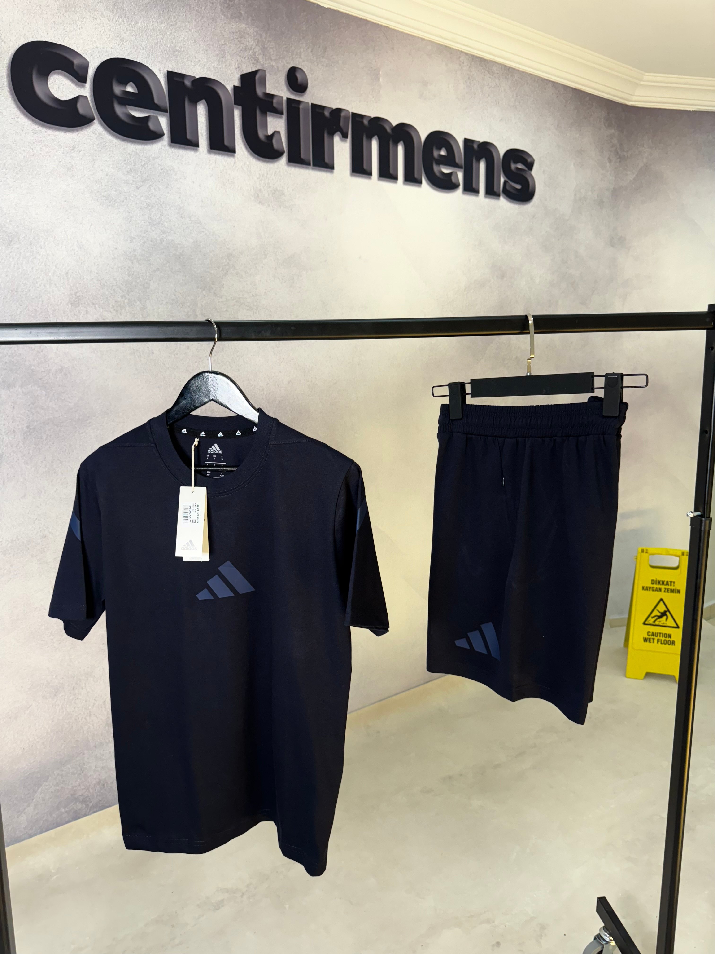 Adidas Zne Lacivert Şortlu Takım