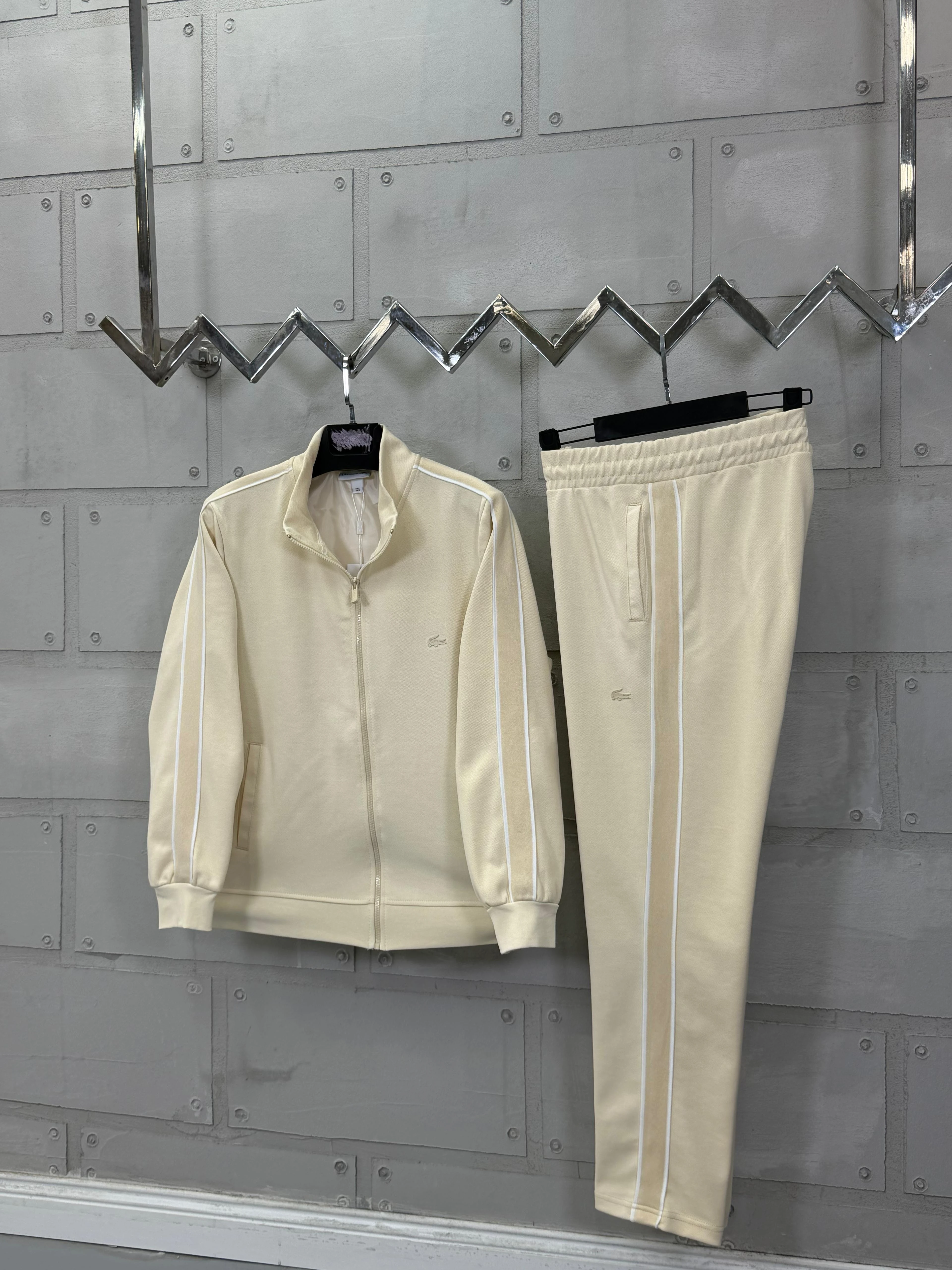 LCST Biyeli Eşofman Takımı Krem