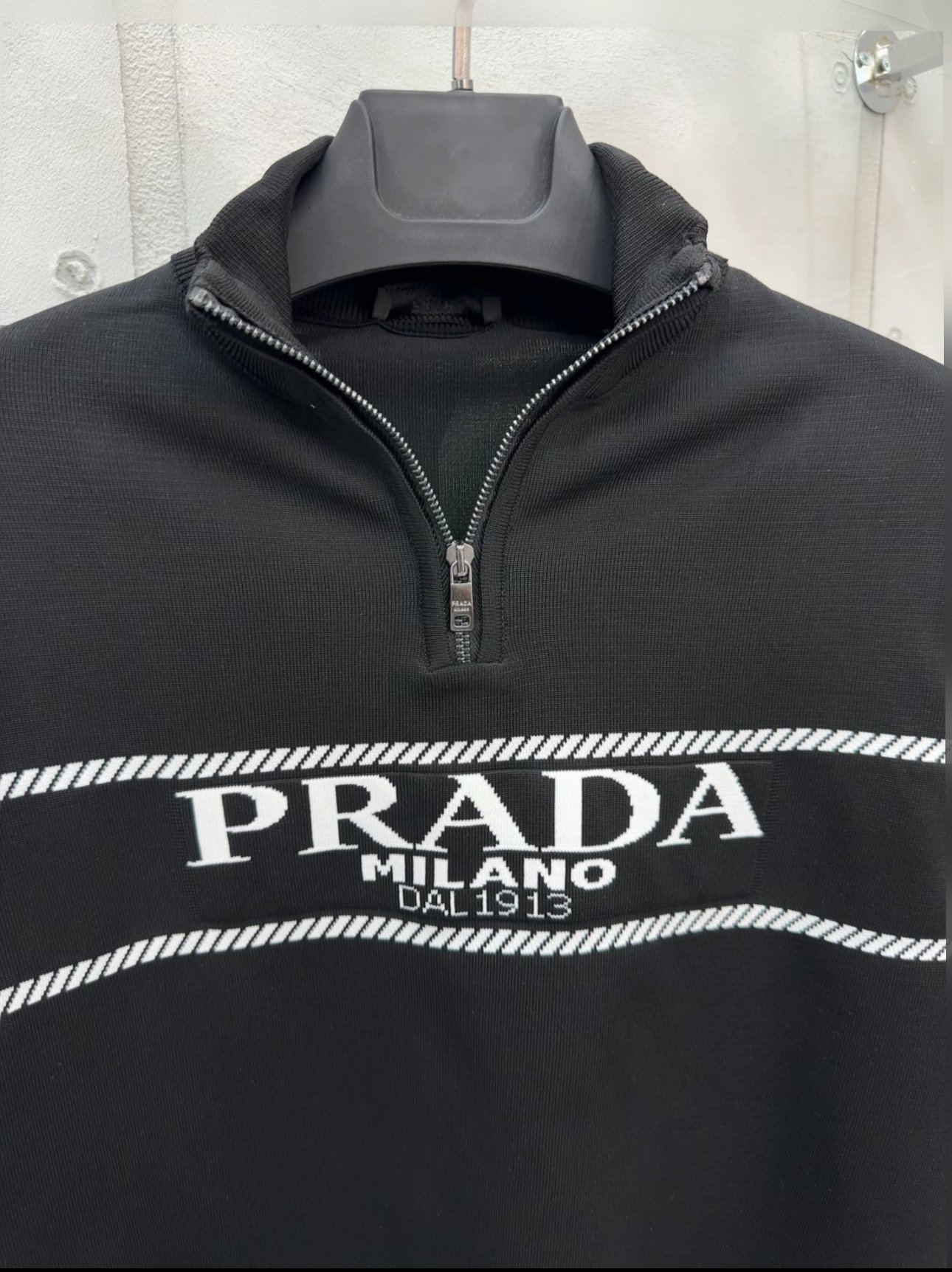 Prada Siyah Fermuar Detay 