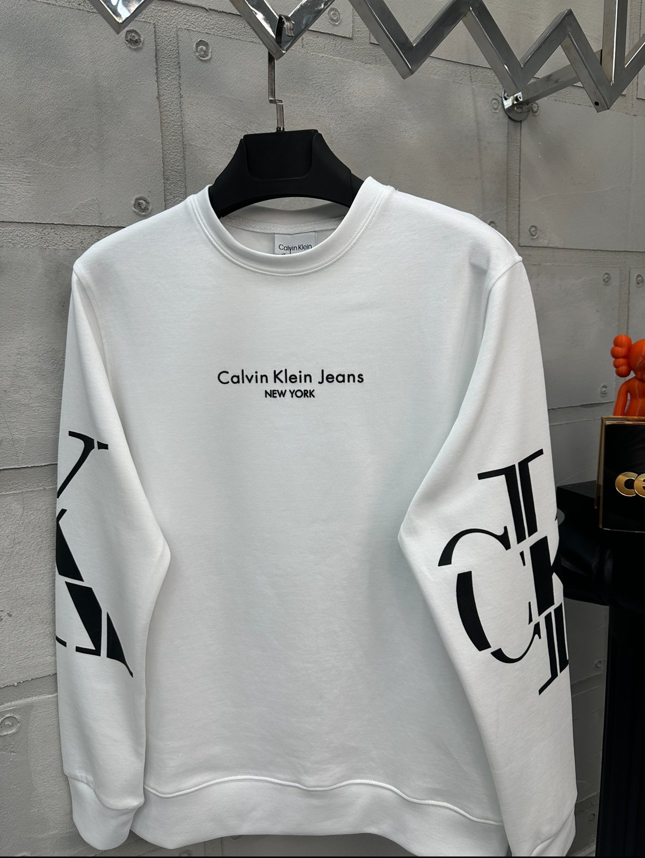 Calvin Klein Beyaz Kazak 