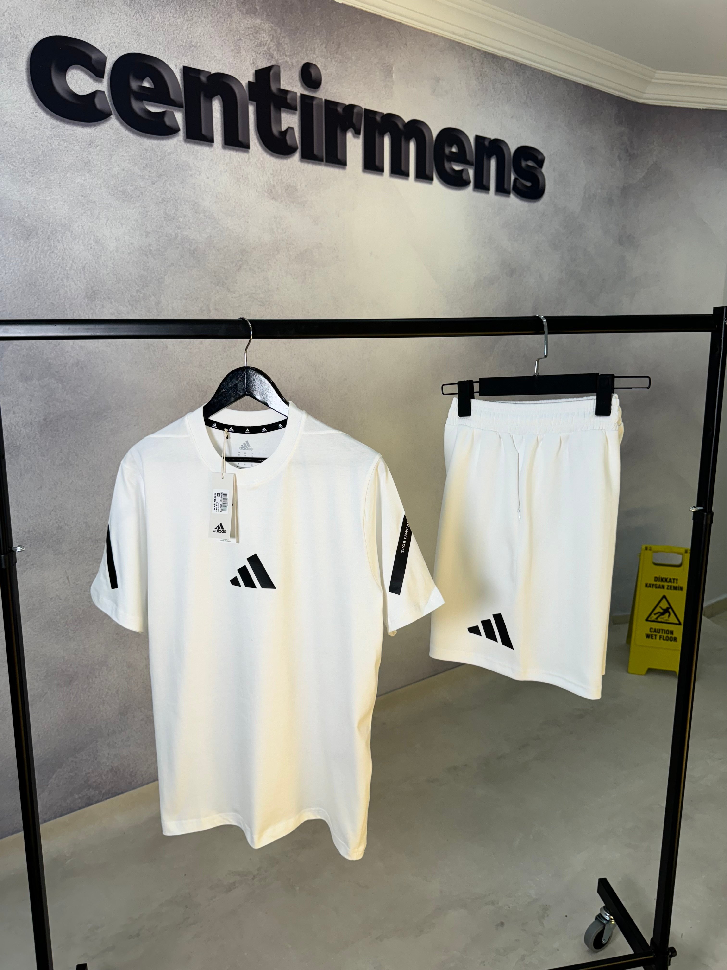 Adidas Zne Beyaz Şortlu Takım