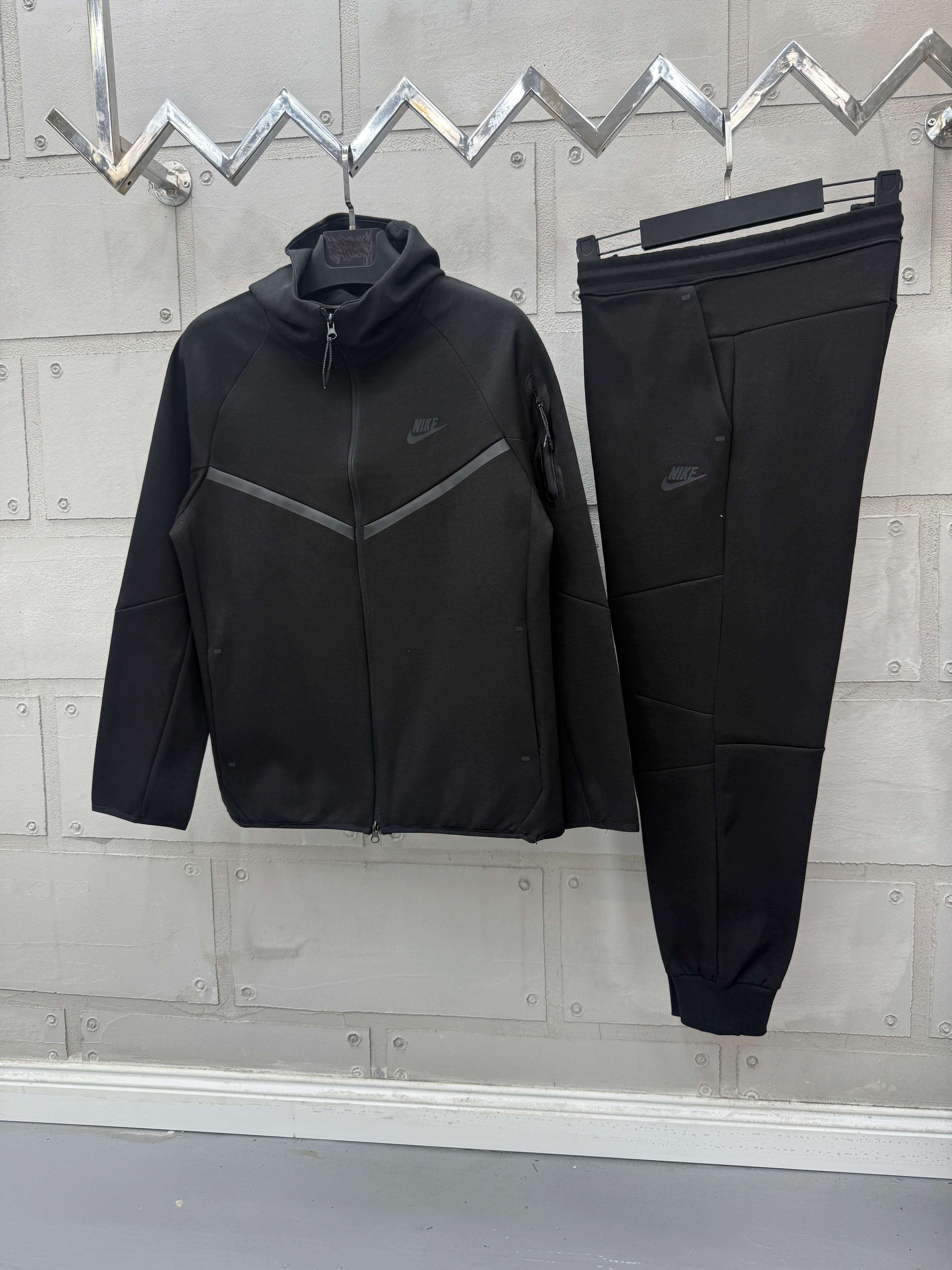 NK Tech Fleece Eşofman Takım Siyah