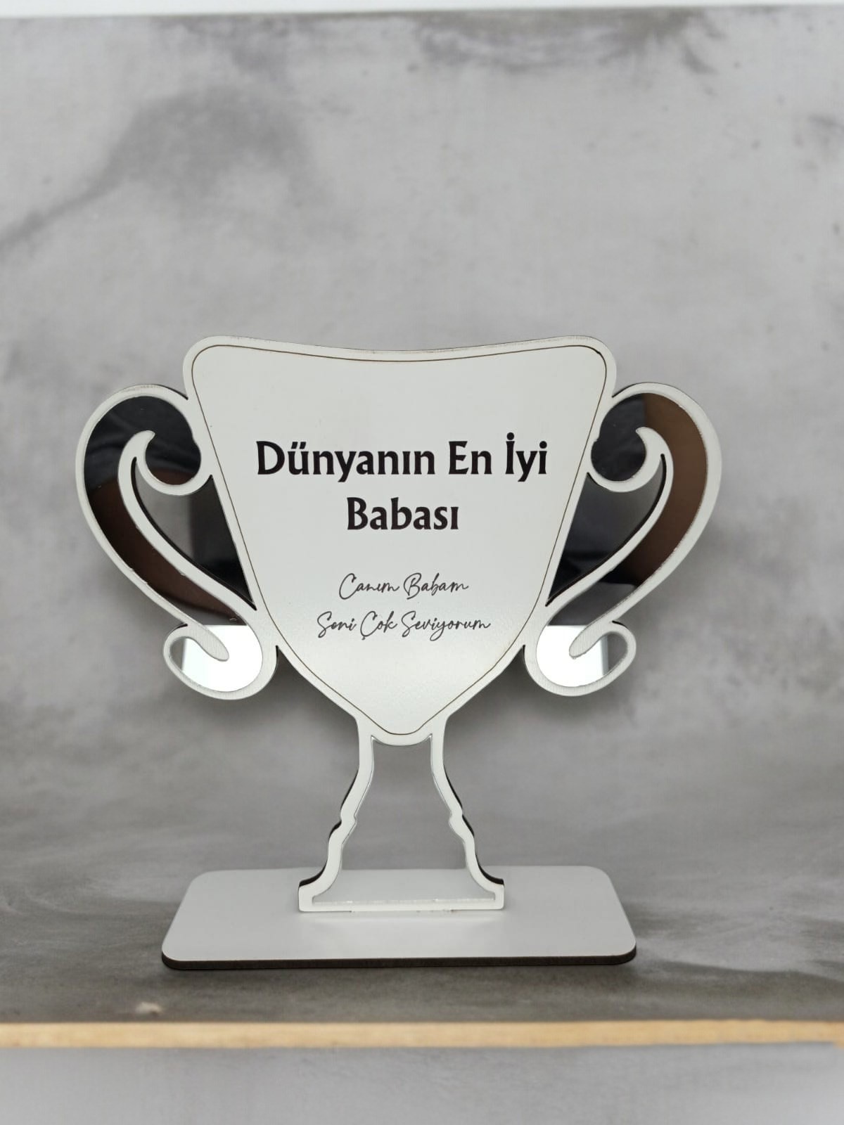 Kişiye Özel  Babalar Günü Tasarımlı Ahşap Plaket 