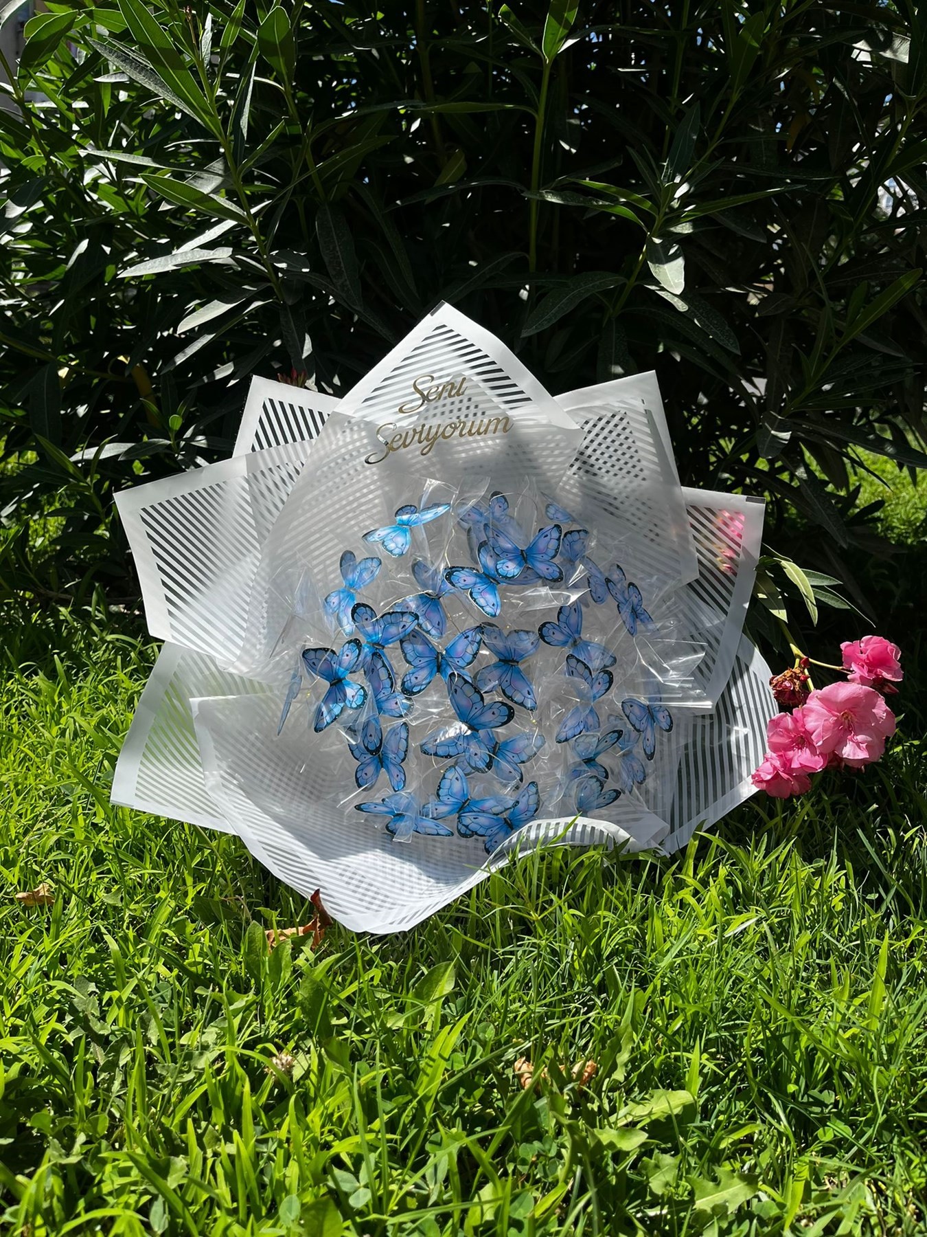 Led Işıklı Kelebek Buketi 