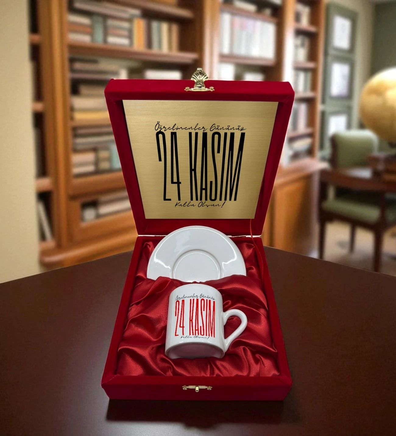 Öğretmenler Günü Hediyesi  Saten Kutulu Türk Kahvesi Fincanı Seti – 24 Kasım Özel Tasarım