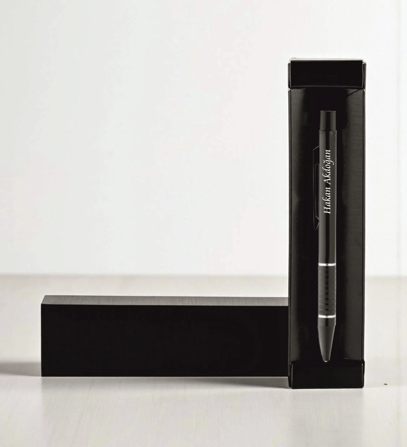 Kişiye Özel İsimli Ahşap Kutuda Termos Kalem Anahtarlık Seti