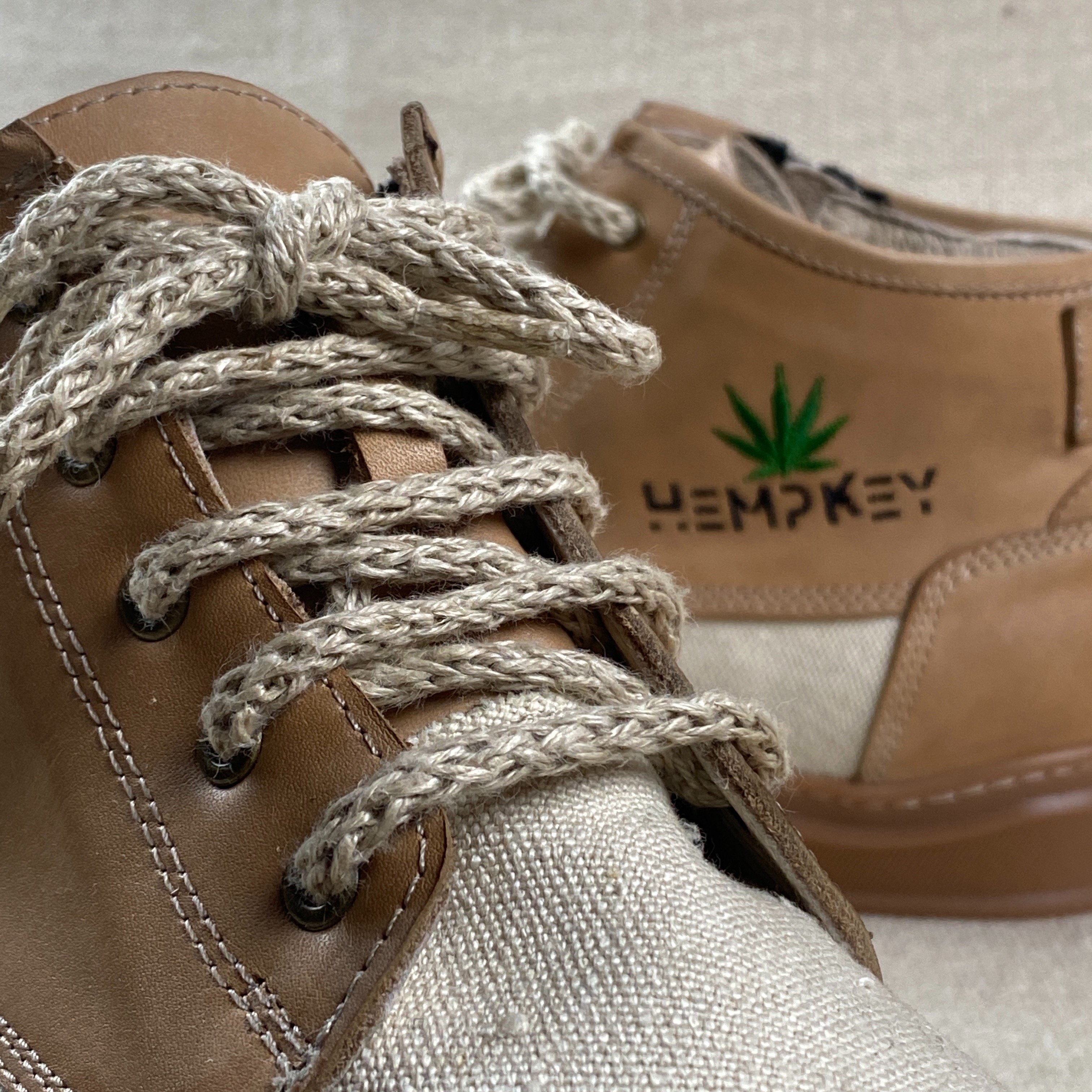 Hemp Boot's Kenevir Yapımından Ayakkabı