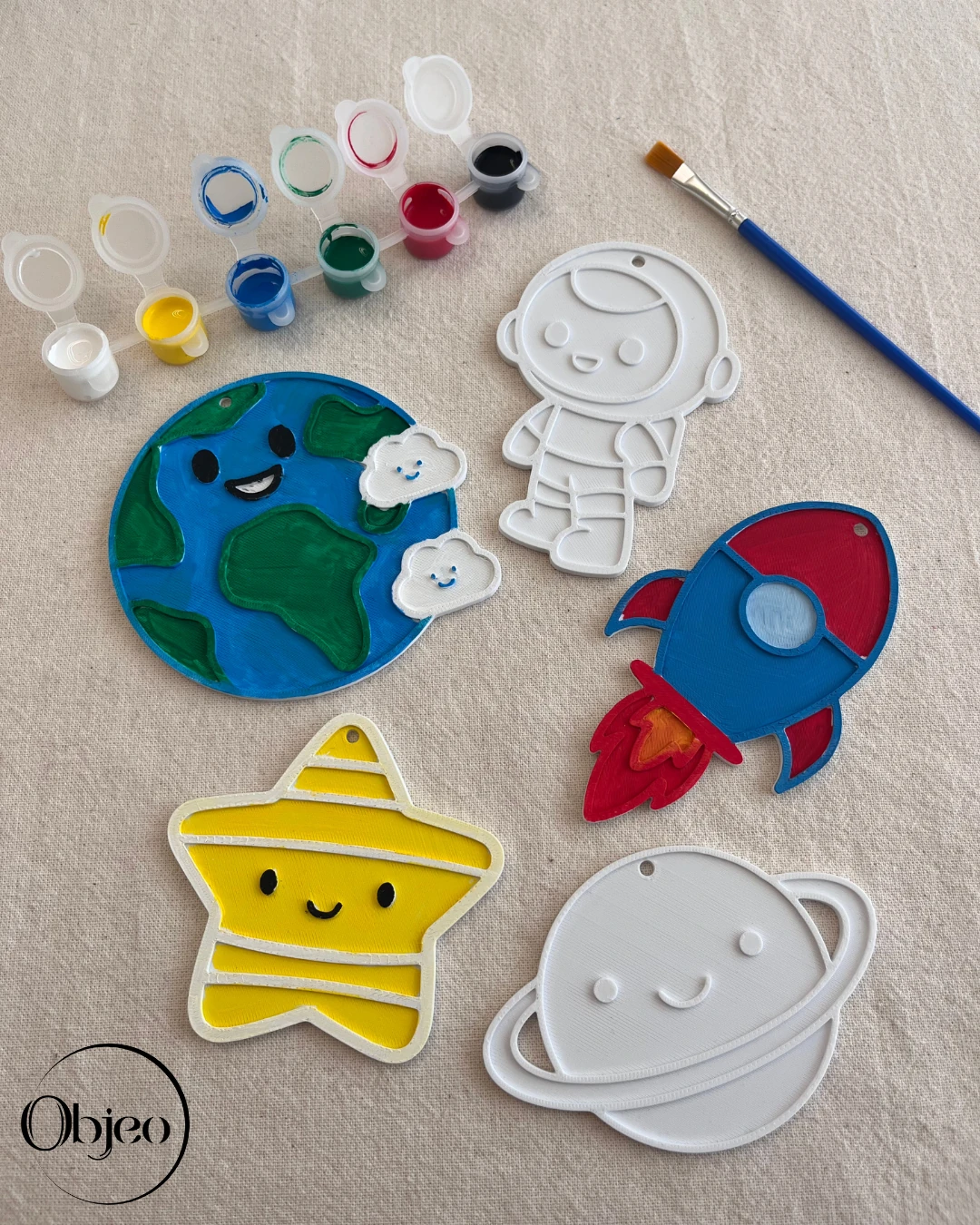 Uzay Temalı Çocuk Boyama Seti - 5 Parça + 6 Renk Boya + Fırça