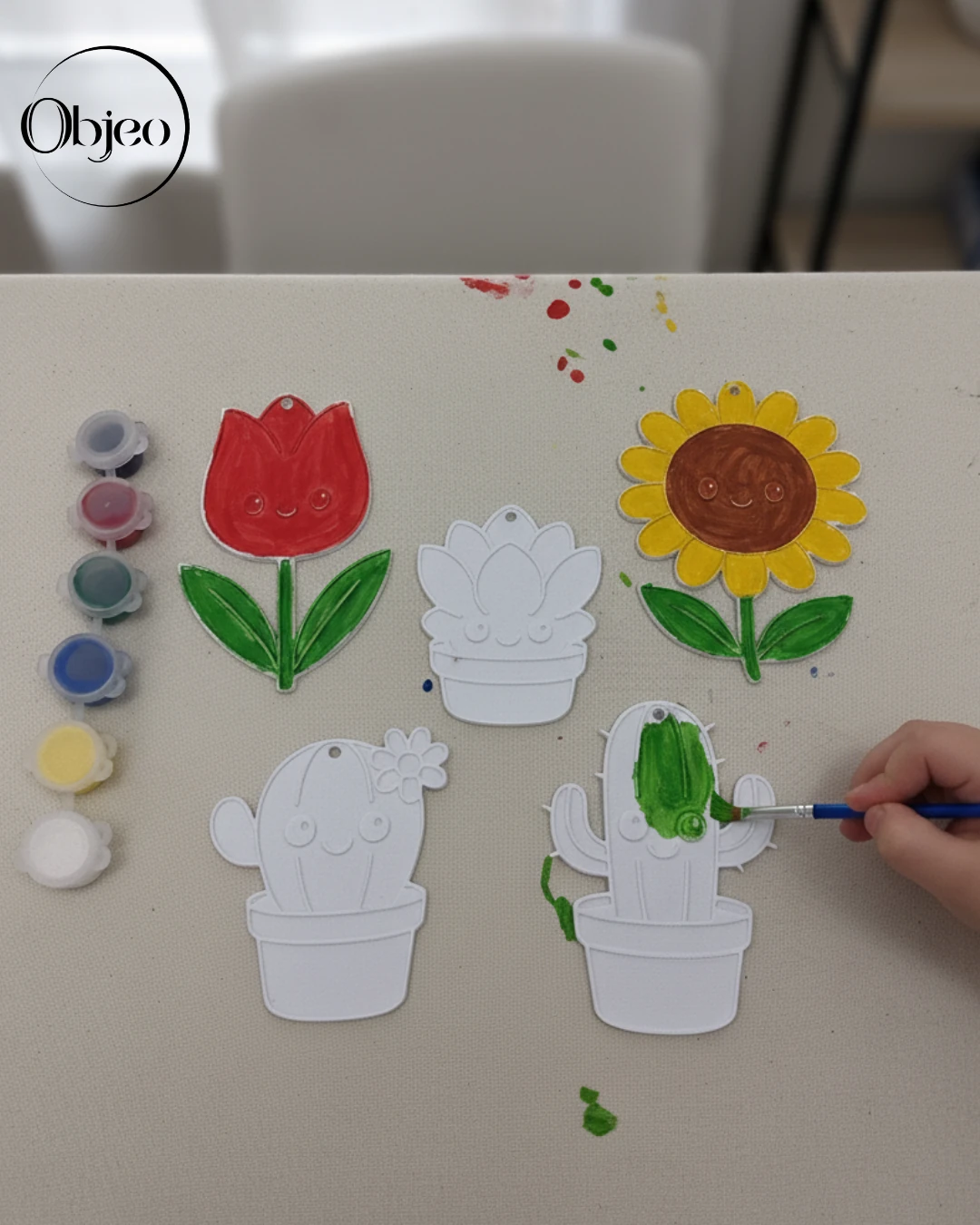 Çiçek Temalı Çocuk Boyama Seti - 5 Parça + 6 Renk Boya + Fırça