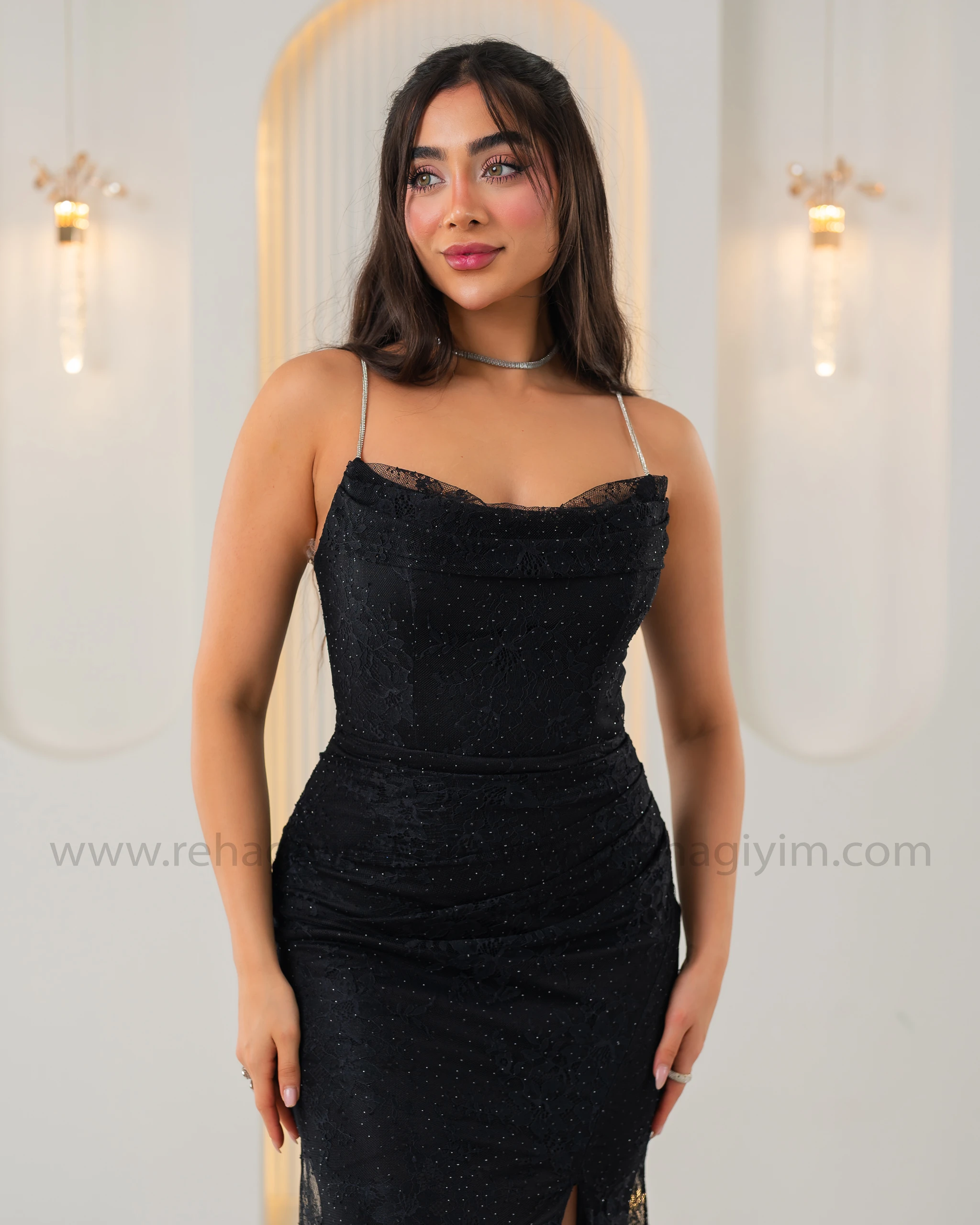 İnce Askılı Pırıltı Taşlı Dantel Abiye Elbise - Siyah