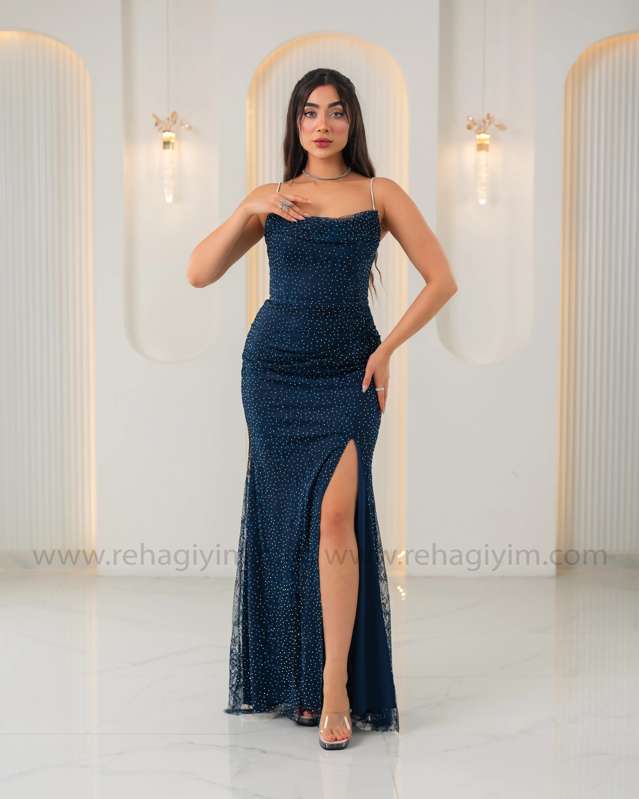 İnce Askılı Pırıltı Taşlı Dantel Abiye Elbise - Lacivert