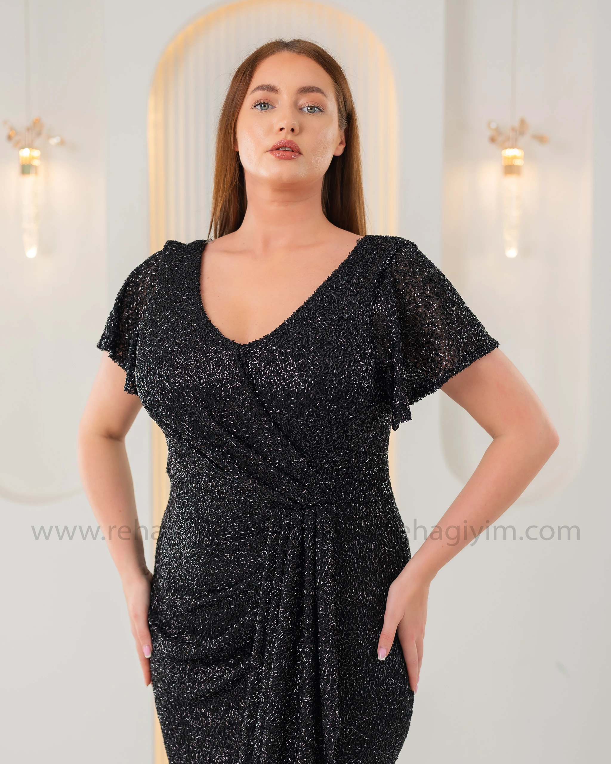 Kısa Kol Yoğun Boncuk Uzun Elbise