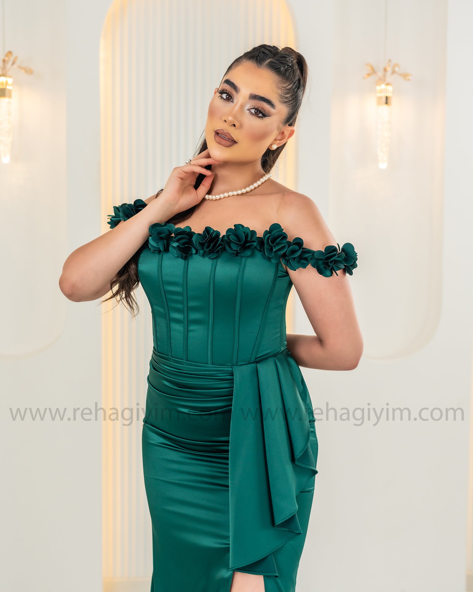 Gül Detaylı Korse Saten Plus - yeşil