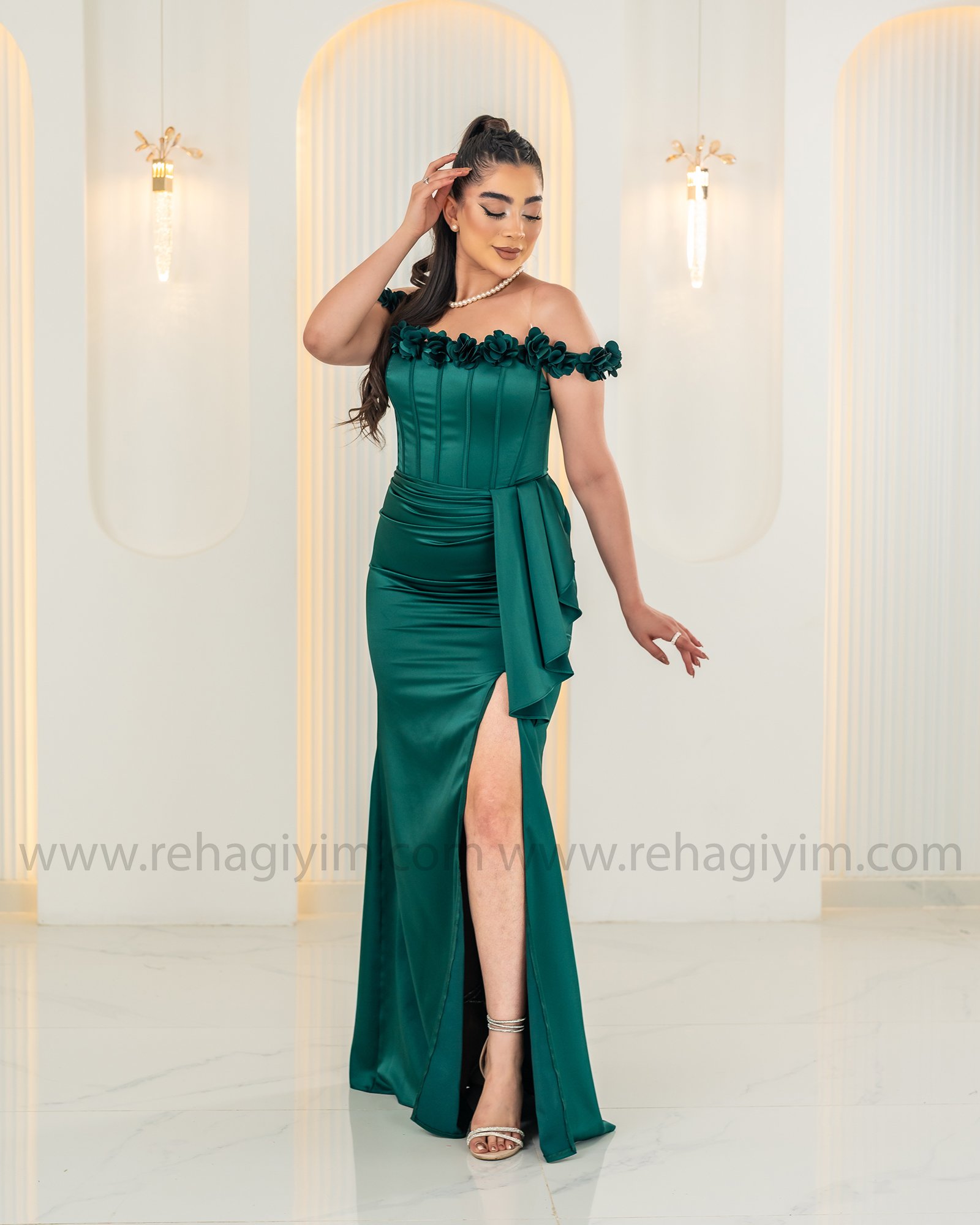 Gül Detaylı Korse Saten Plus - yeşil