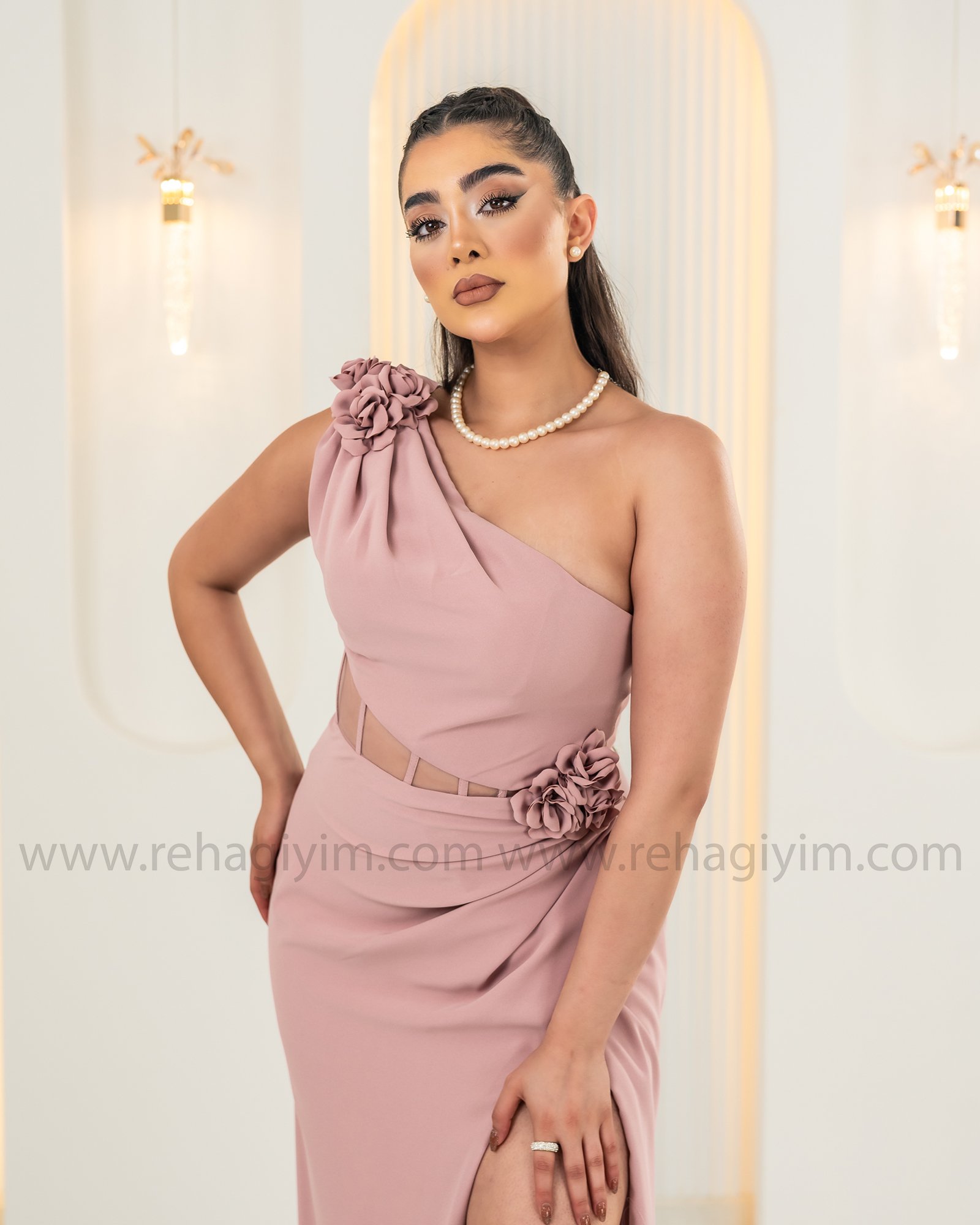 Tek Omuz Bel Detaylı Krep Abiye Maxi