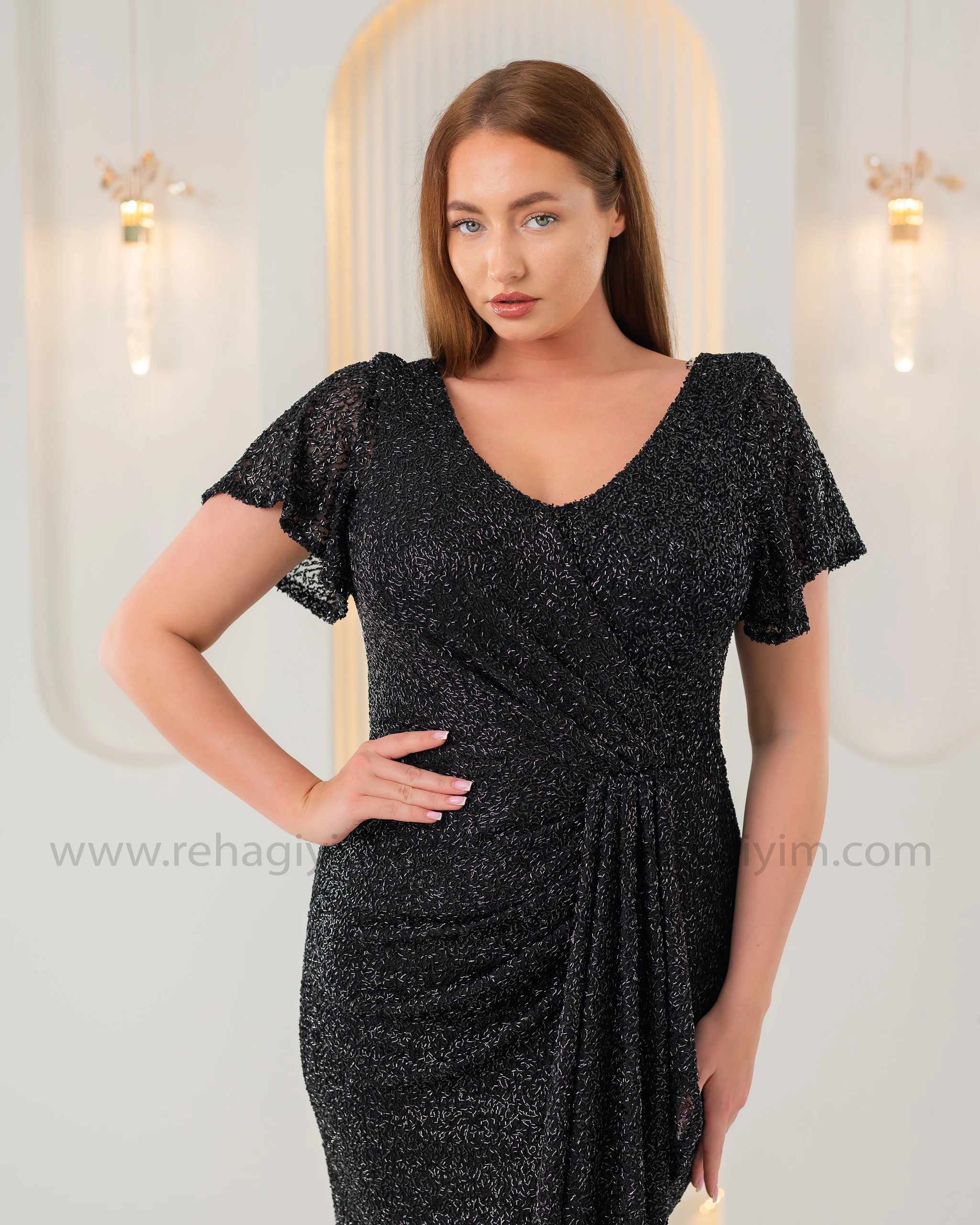 Kısa Kol Yoğun Boncuk Uzun Elbise