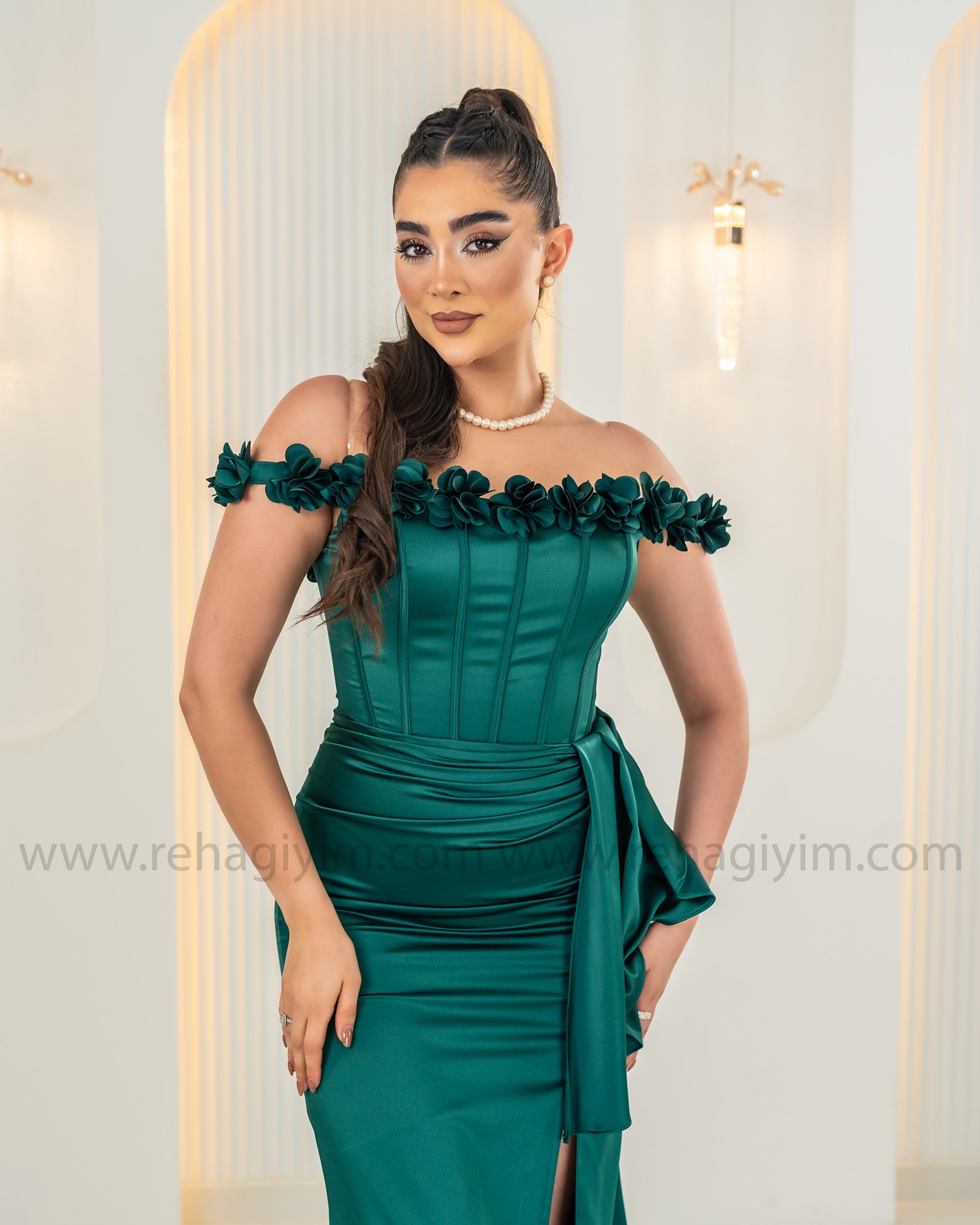 Gül Detaylı Korse Saten Plus - yeşil