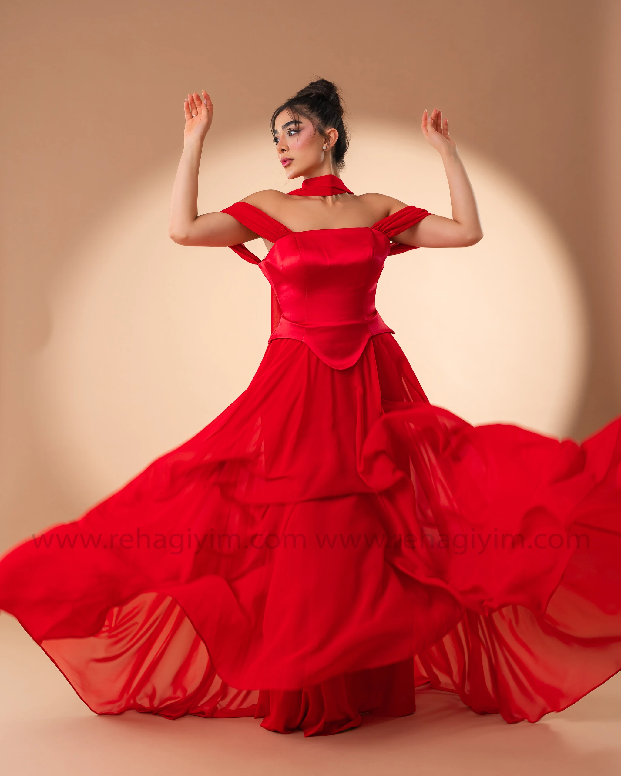 Şal Detaylı Üzeri Saten Altı Şifon Abiye  - Kırmızı