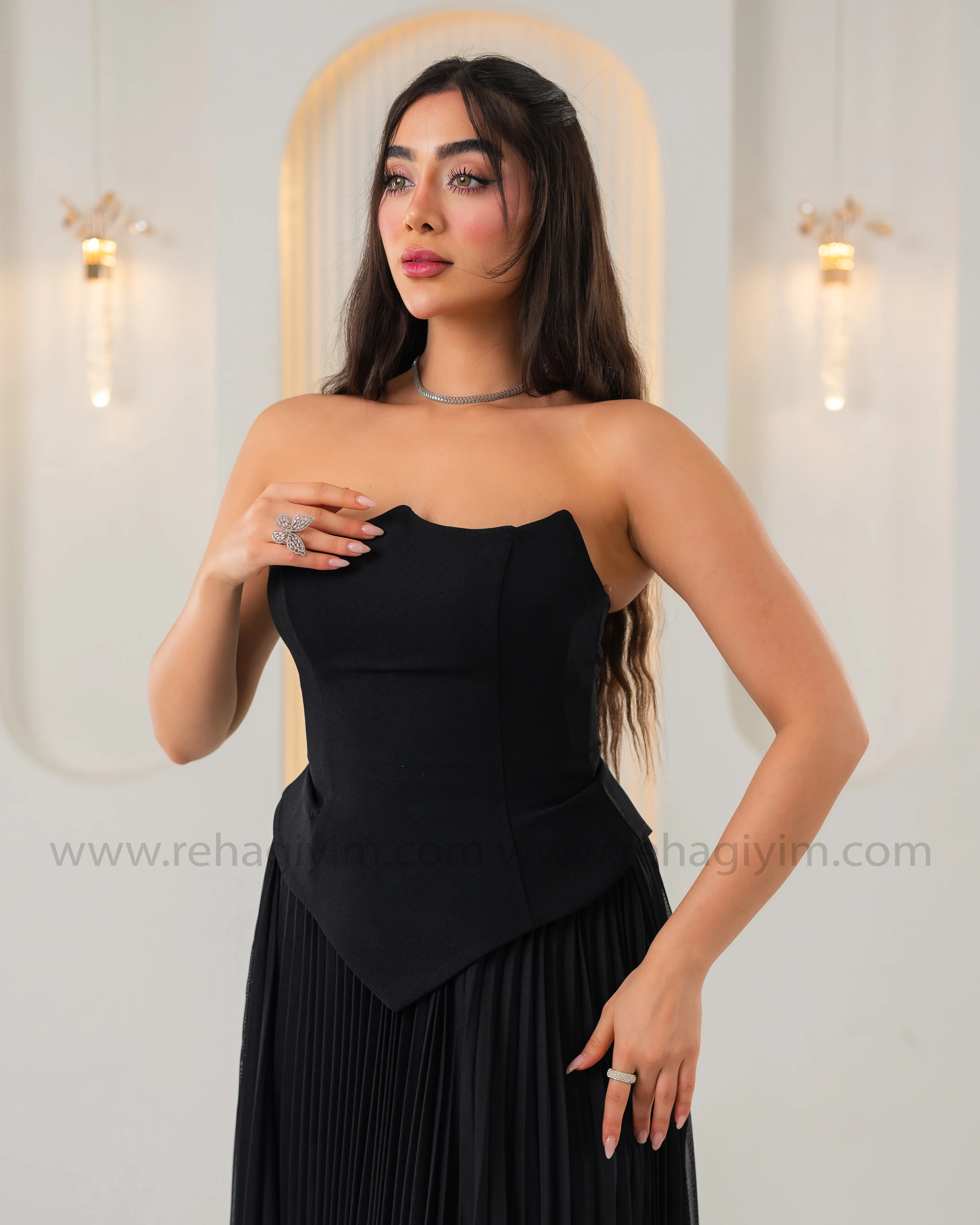 Üstü Krep Altı Şifon Tasarım Abiye Elbise - Siyah