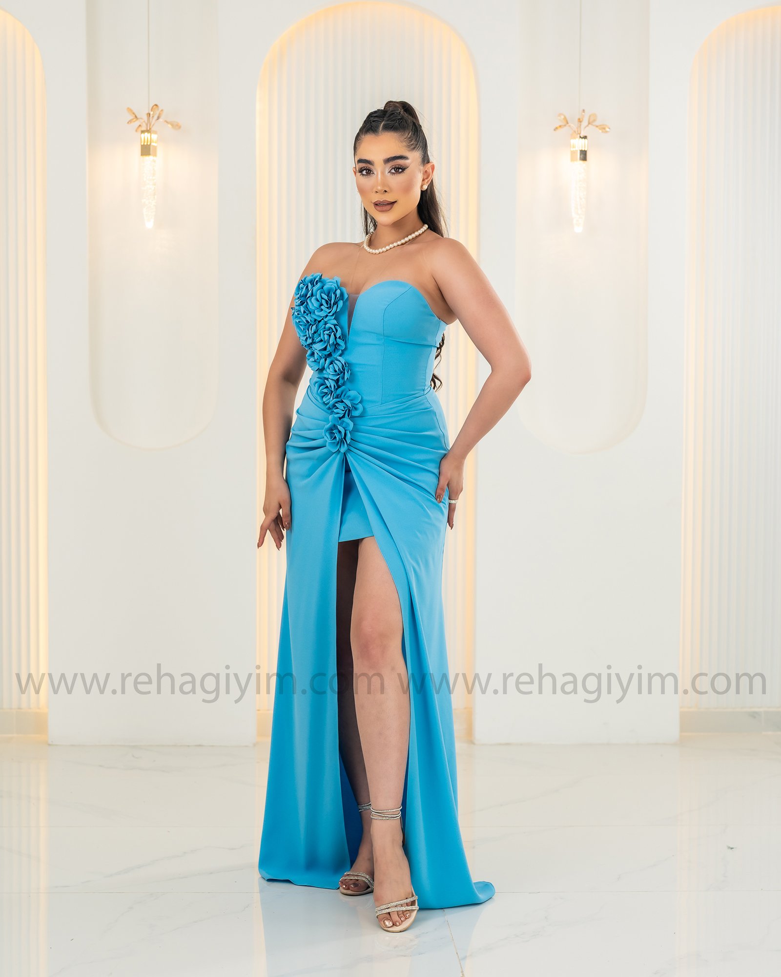 Ön yırtmaç Detaylı Straplez Krep Abiye Maxi - Bebe Mavisi