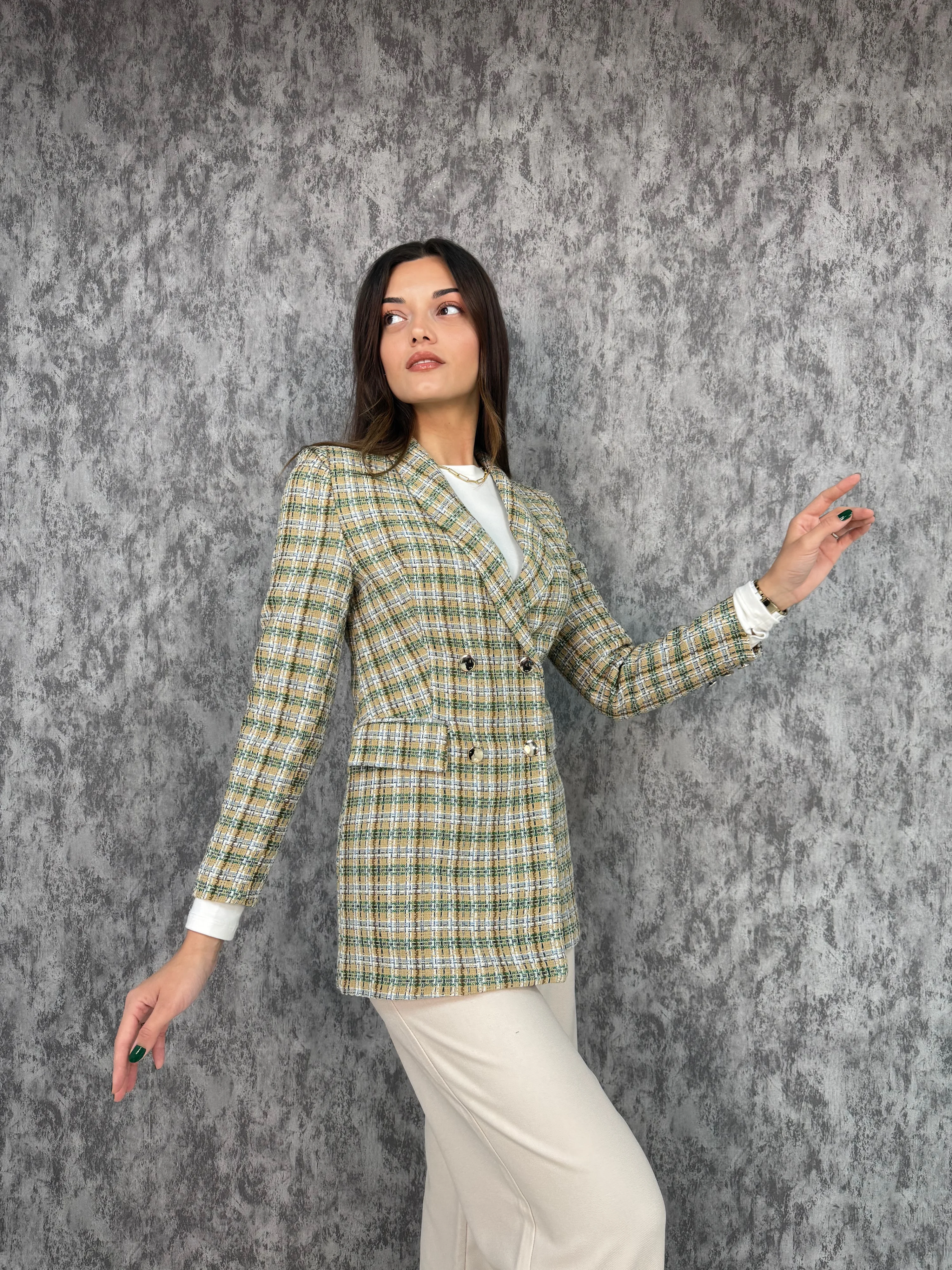 Şal Yaka Kışlık Şanel Ceket