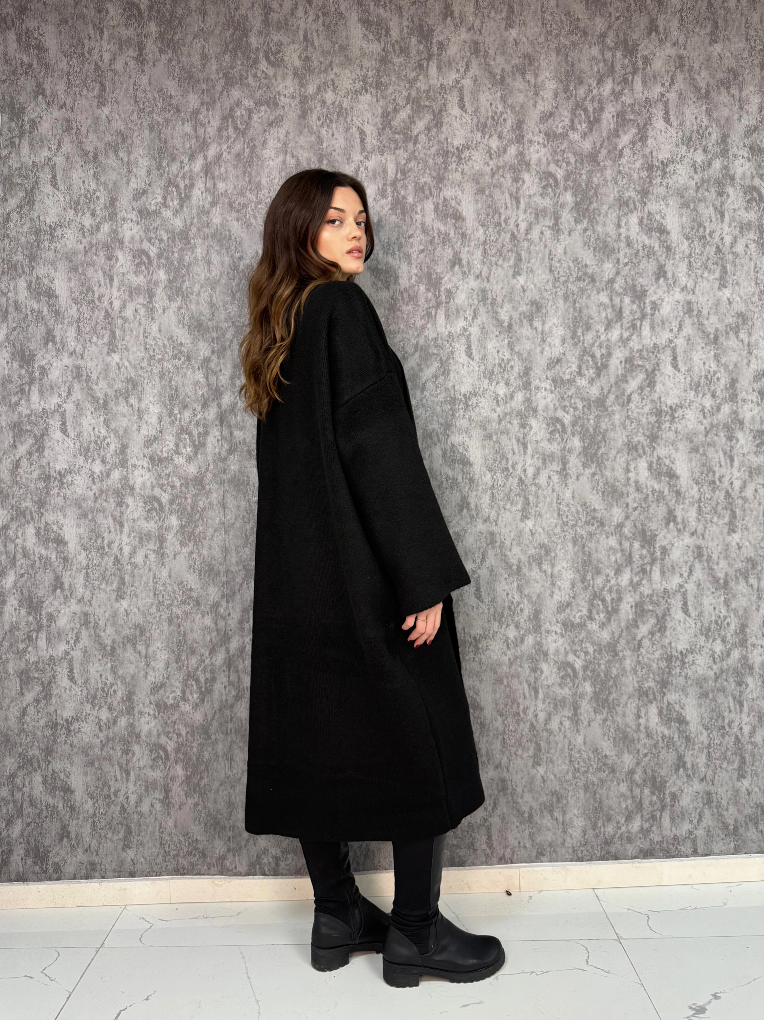 Yumuşacık Uzun Triko Hırka