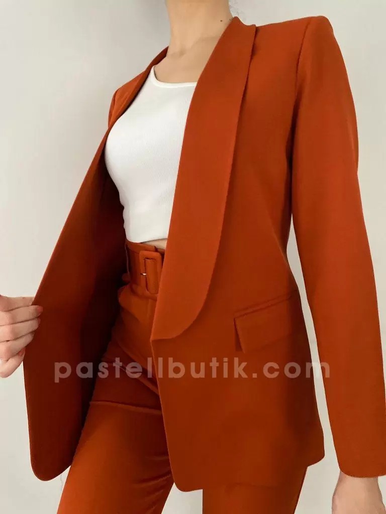 Astarlı Kemerli Blazer Takım - Kiremit