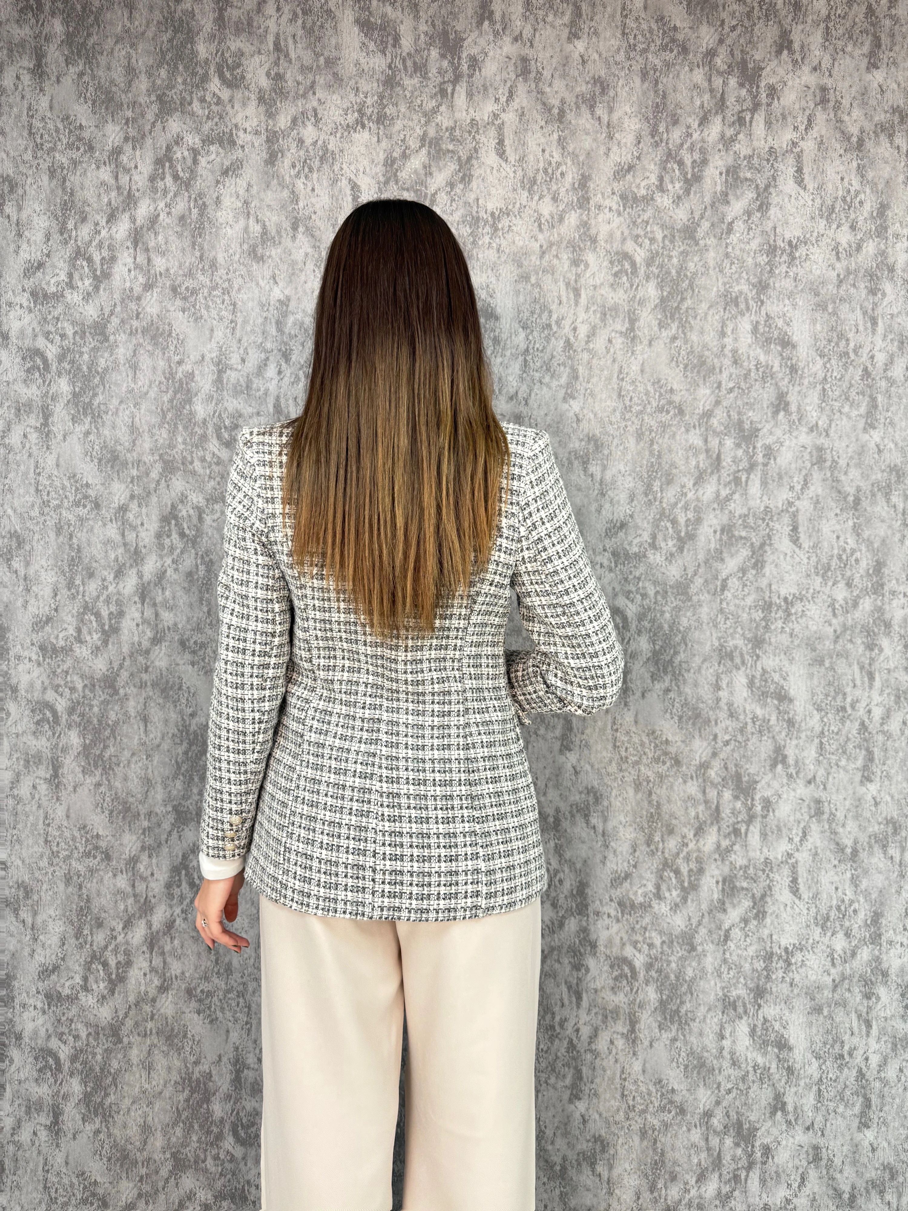 Şal Yaka Ekstra Düğmeli Şanel Ceket