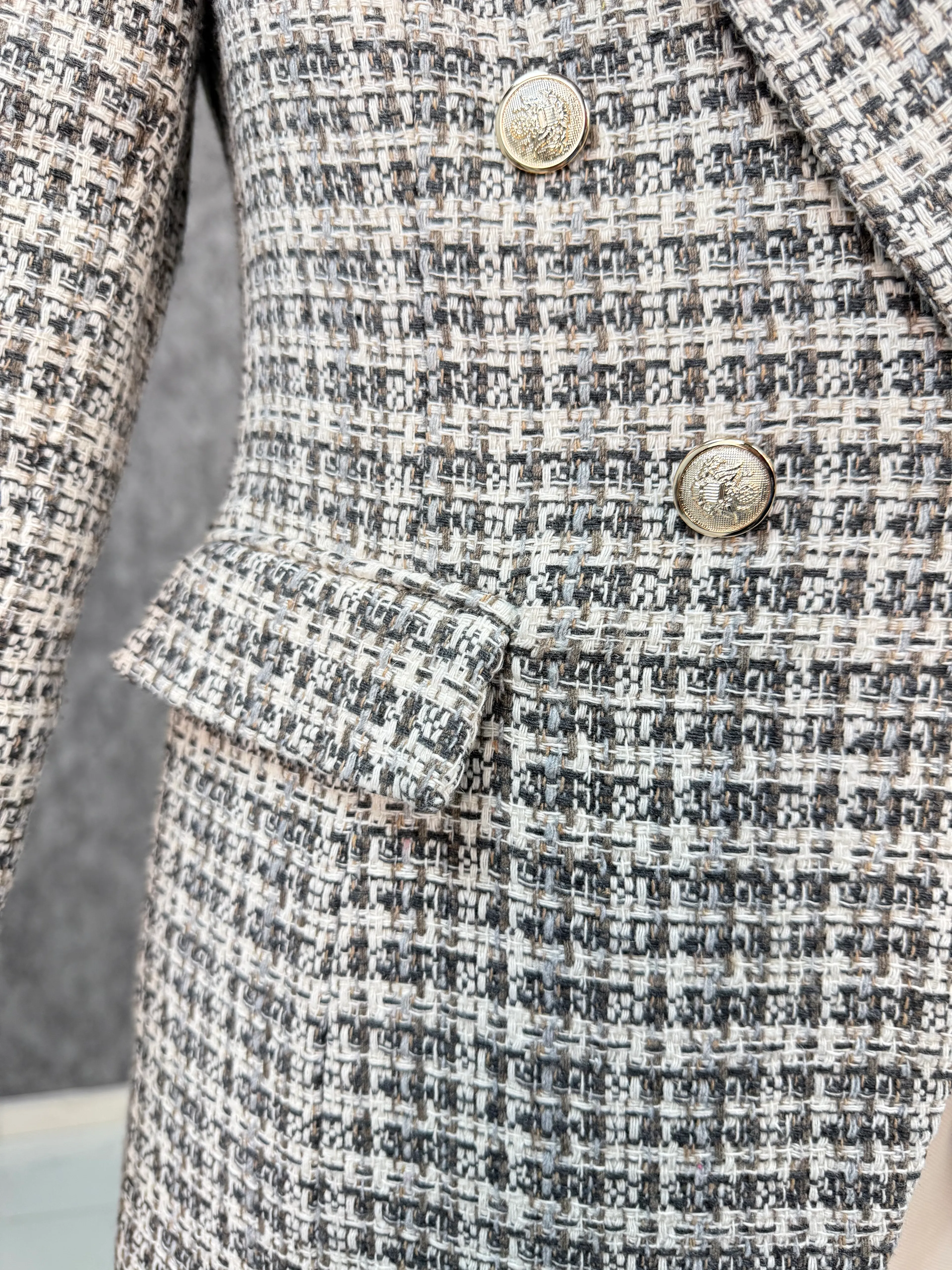 Şal Yaka Ekstra Düğmeli Şanel Ceket