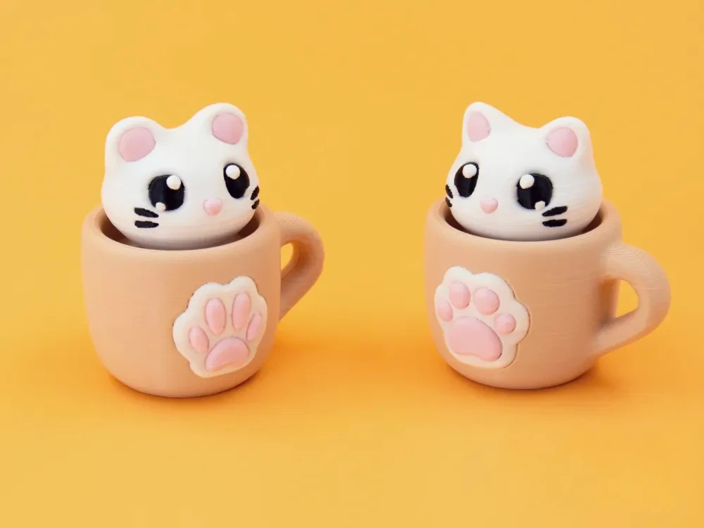 Click Anahtarlık - Kupa Bardaklı Kedi