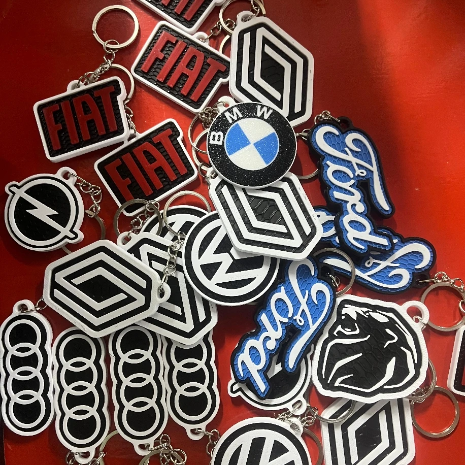 araba logo anahtarlık