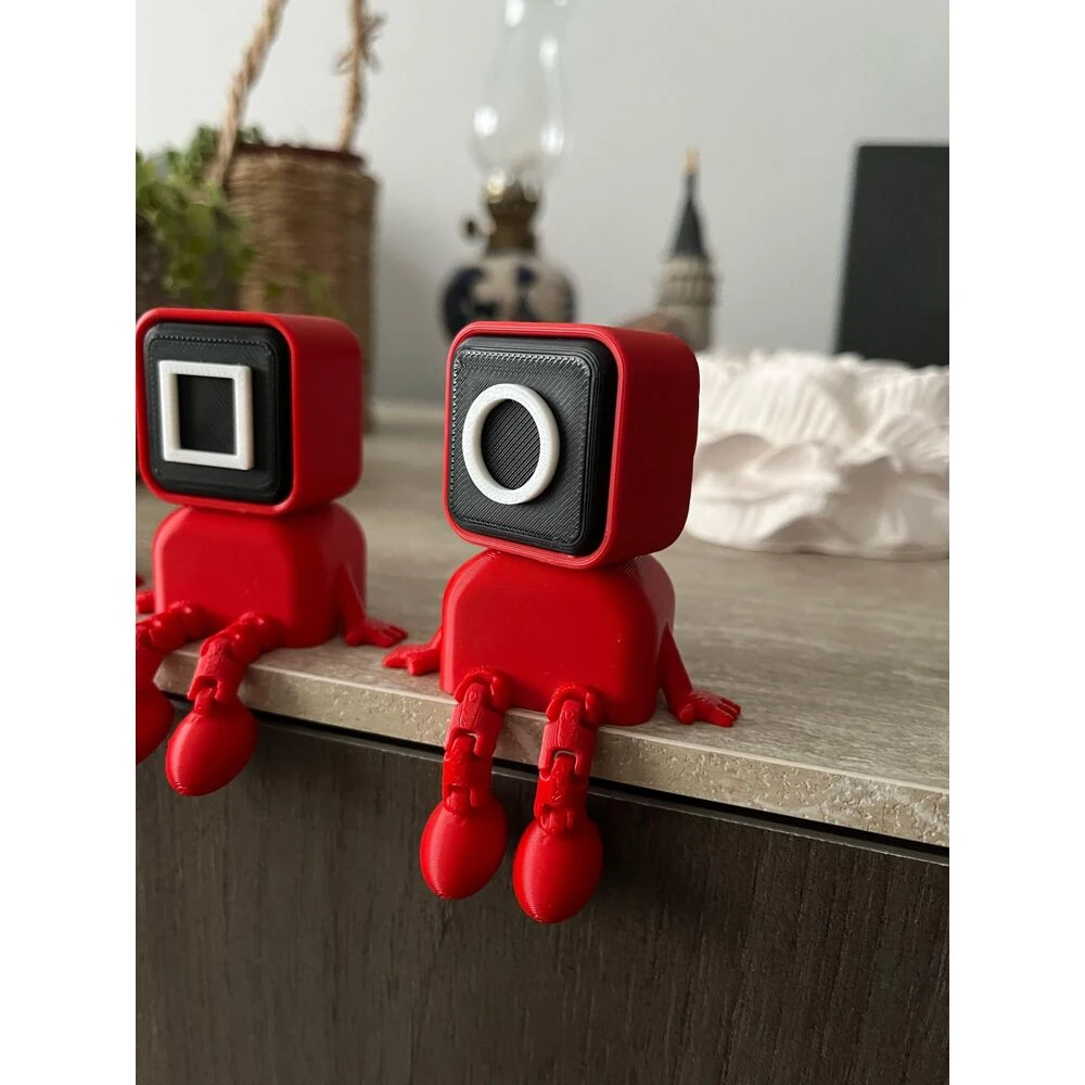 Squid Game 3'lü figür