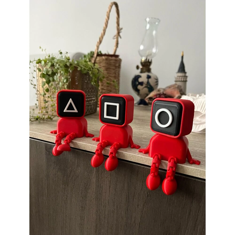 Squid Game 3'lü figür