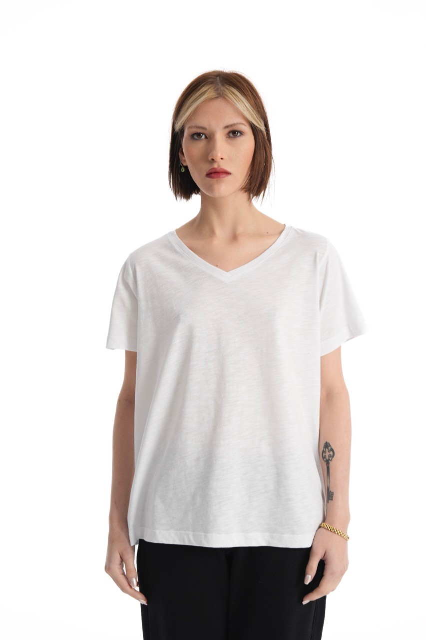 Beyaz V Yaka %100 Pamuk T-shirt